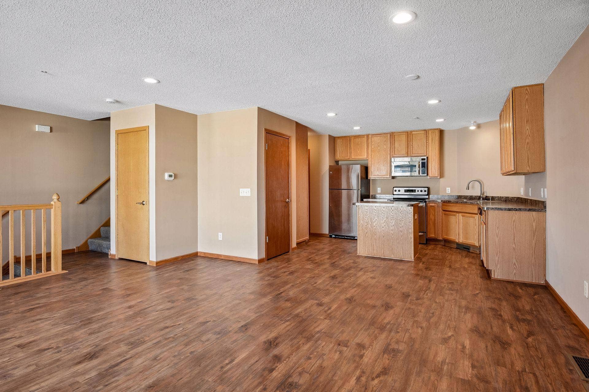 17628 69th Place N, Maple Grove, MN 55311 17628 69th Place N, Maple Grove, MN 55311