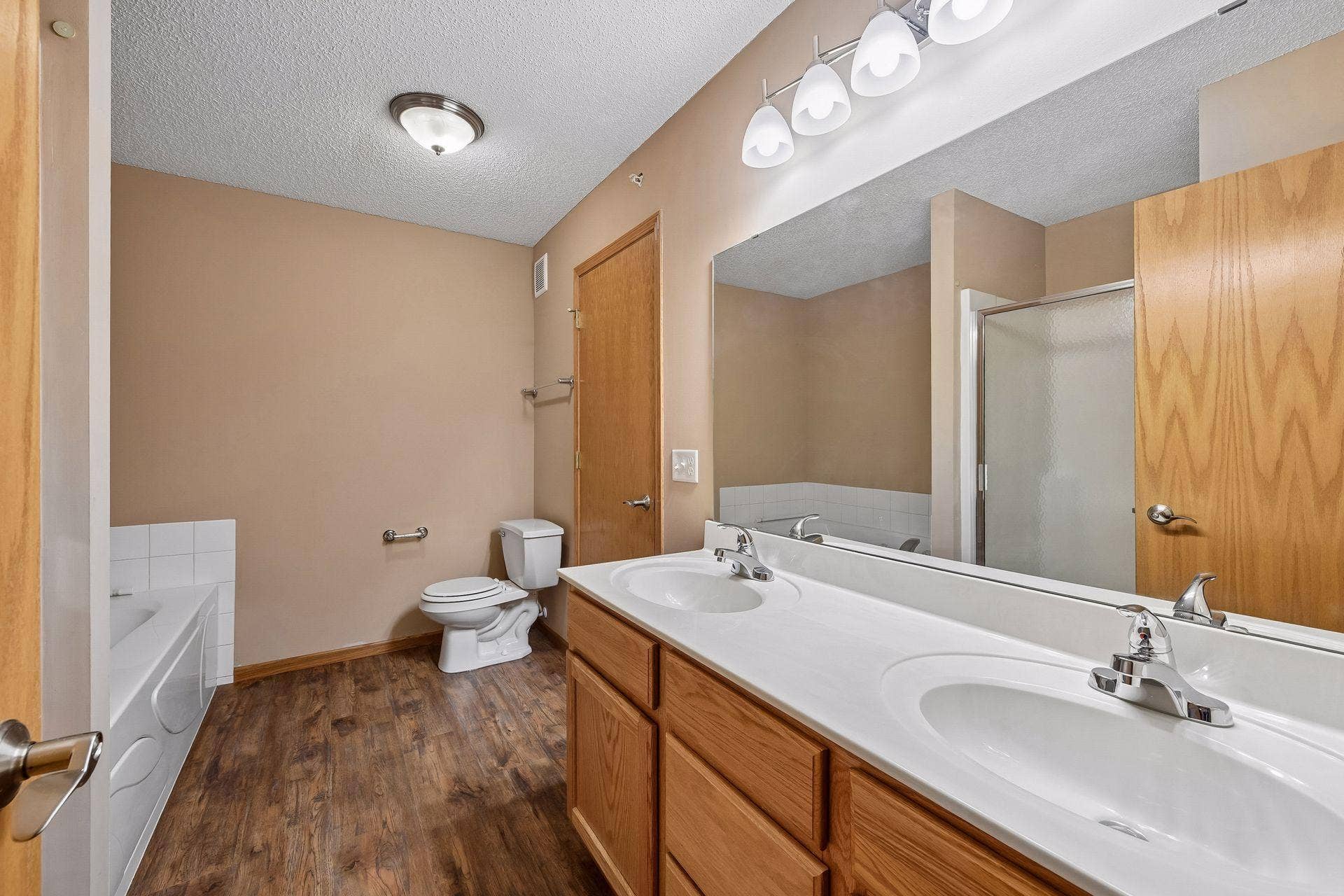 17628 69th Place N, Maple Grove, MN 55311 17628 69th Place N, Maple Grove, MN 55311