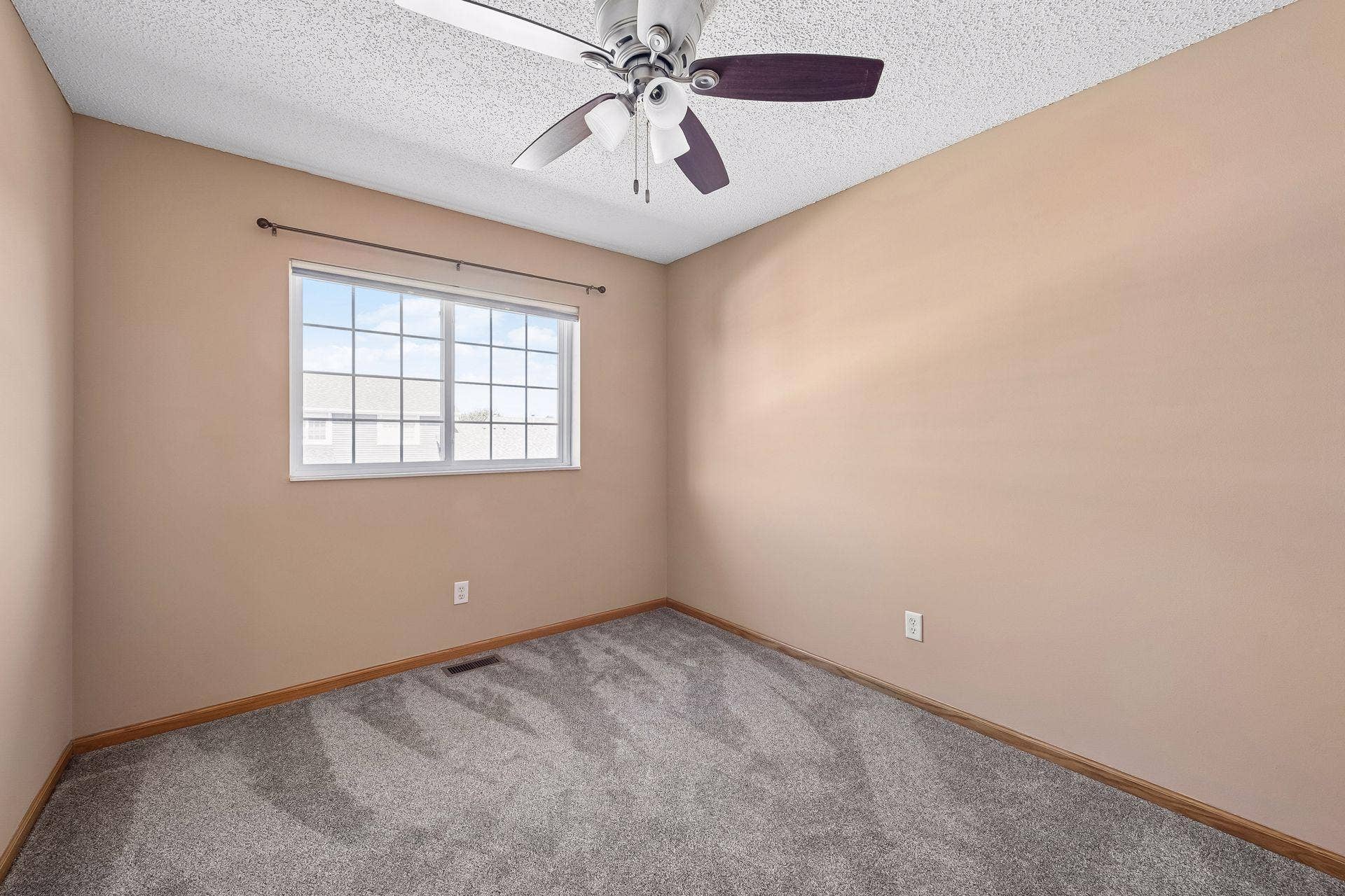 17628 69th Place N, Maple Grove, MN 55311 17628 69th Place N, Maple Grove, MN 55311
