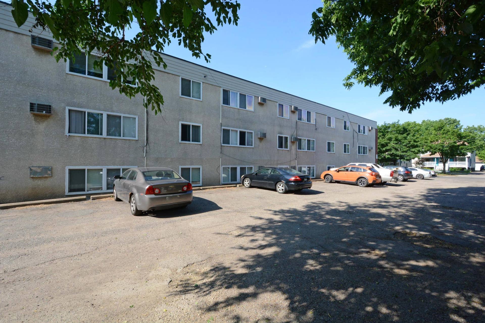 2725 Pleasant Avenue, 84, Minneapolis, MN 55408 2725 Pleasant Ave (101) 014.jpg