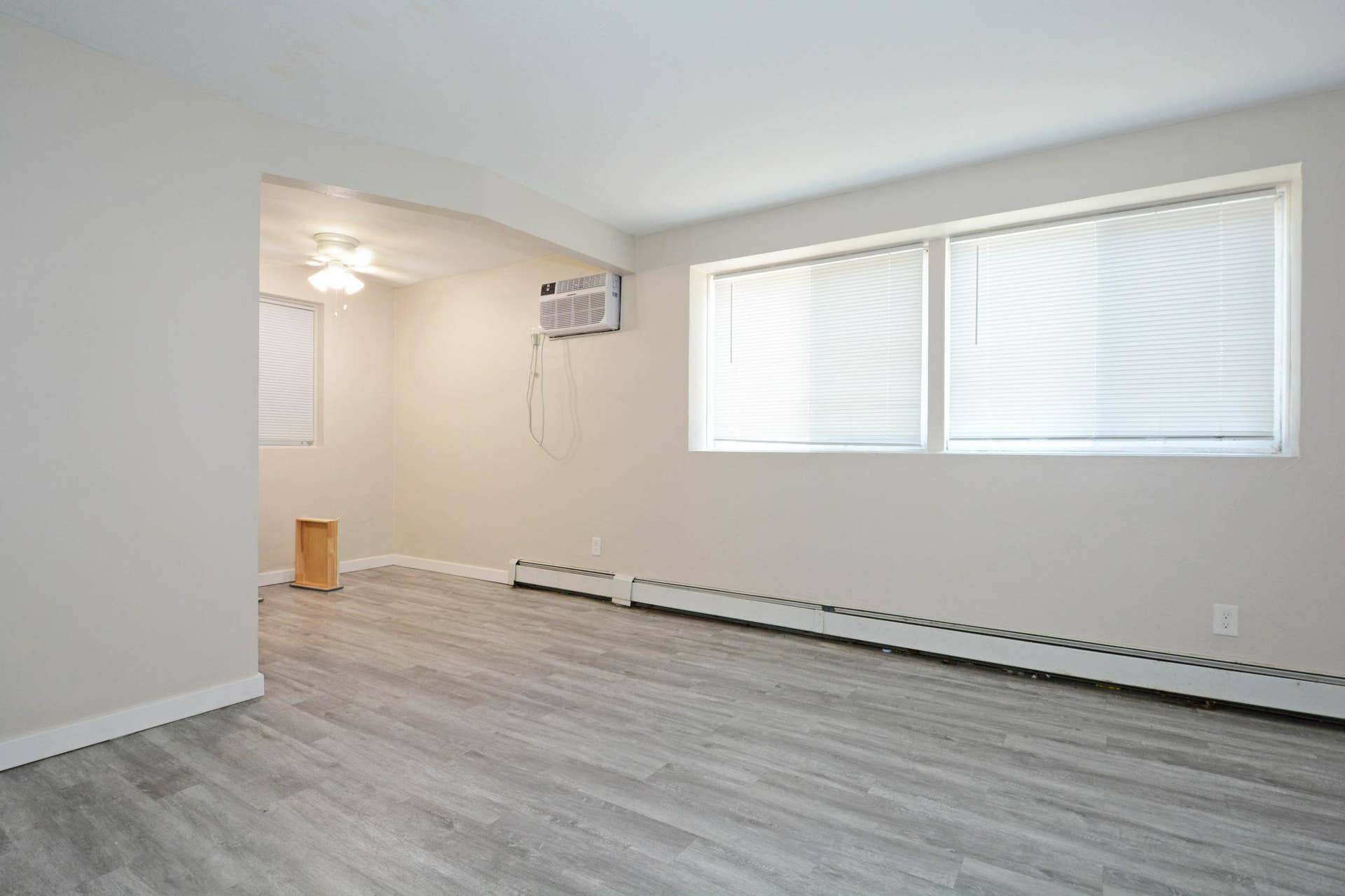 2725 Pleasant Avenue, 84, Minneapolis, MN 55408 2725 Pleasant Ave (101) 004.jpg