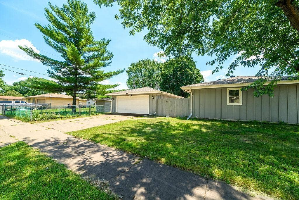 12611 Kipling Avenue S, Savage, MN 55378 12611KiplingAveS(8).jpg