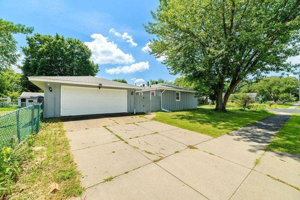 12611 Kipling Avenue S, Savage, MN 55378 12611KiplingAveS(9).jpg