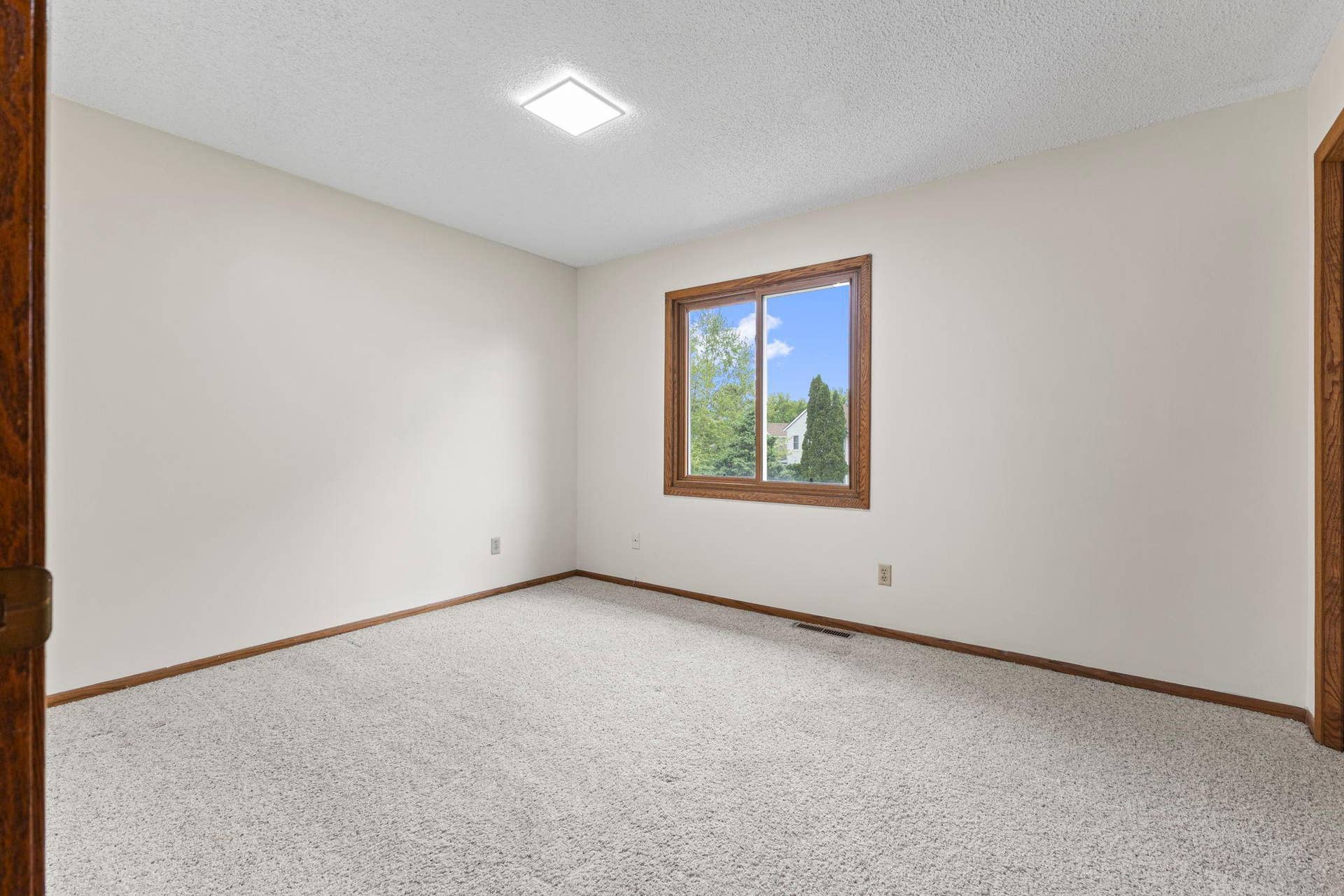 6666 Xerxes Place N, Brooklyn Center, MN 55430 Bedroom 1