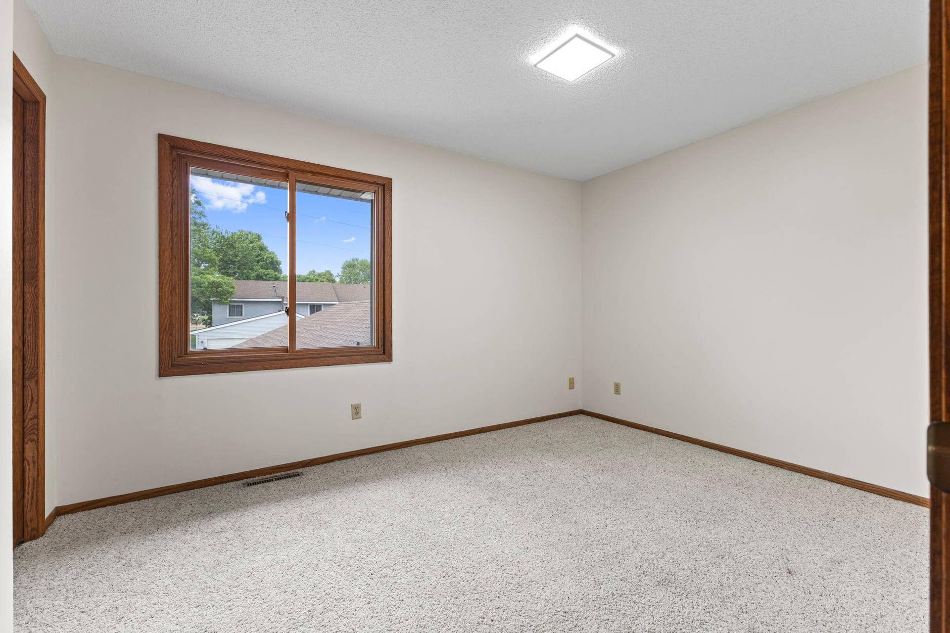 6666 Xerxes Place N, Brooklyn Center, MN 55430 Bedroom 2