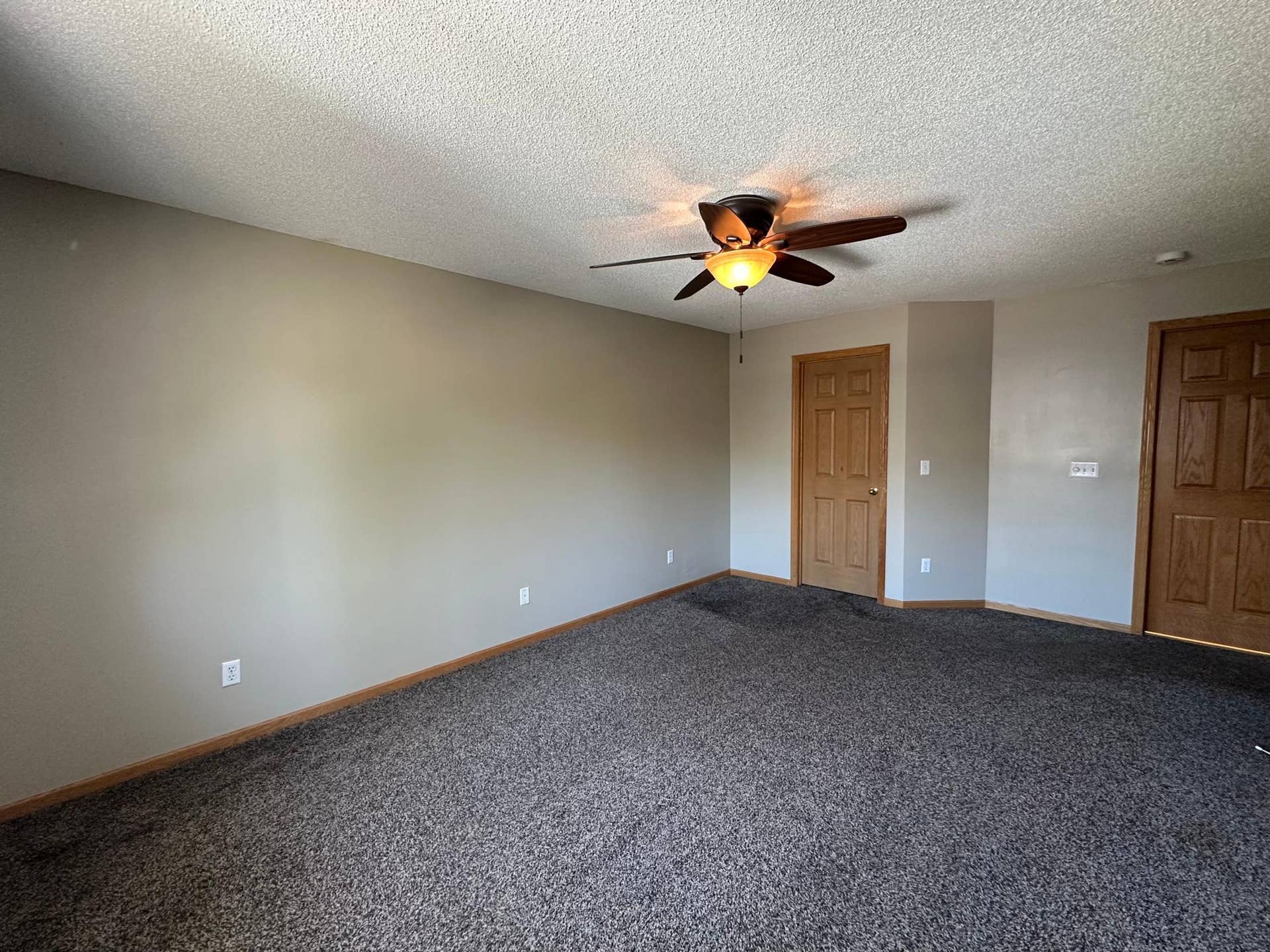 8944 Olive Lane N, Maple Grove, MN 55311 8944 Olive Lane N, Maple Grove, MN 55311