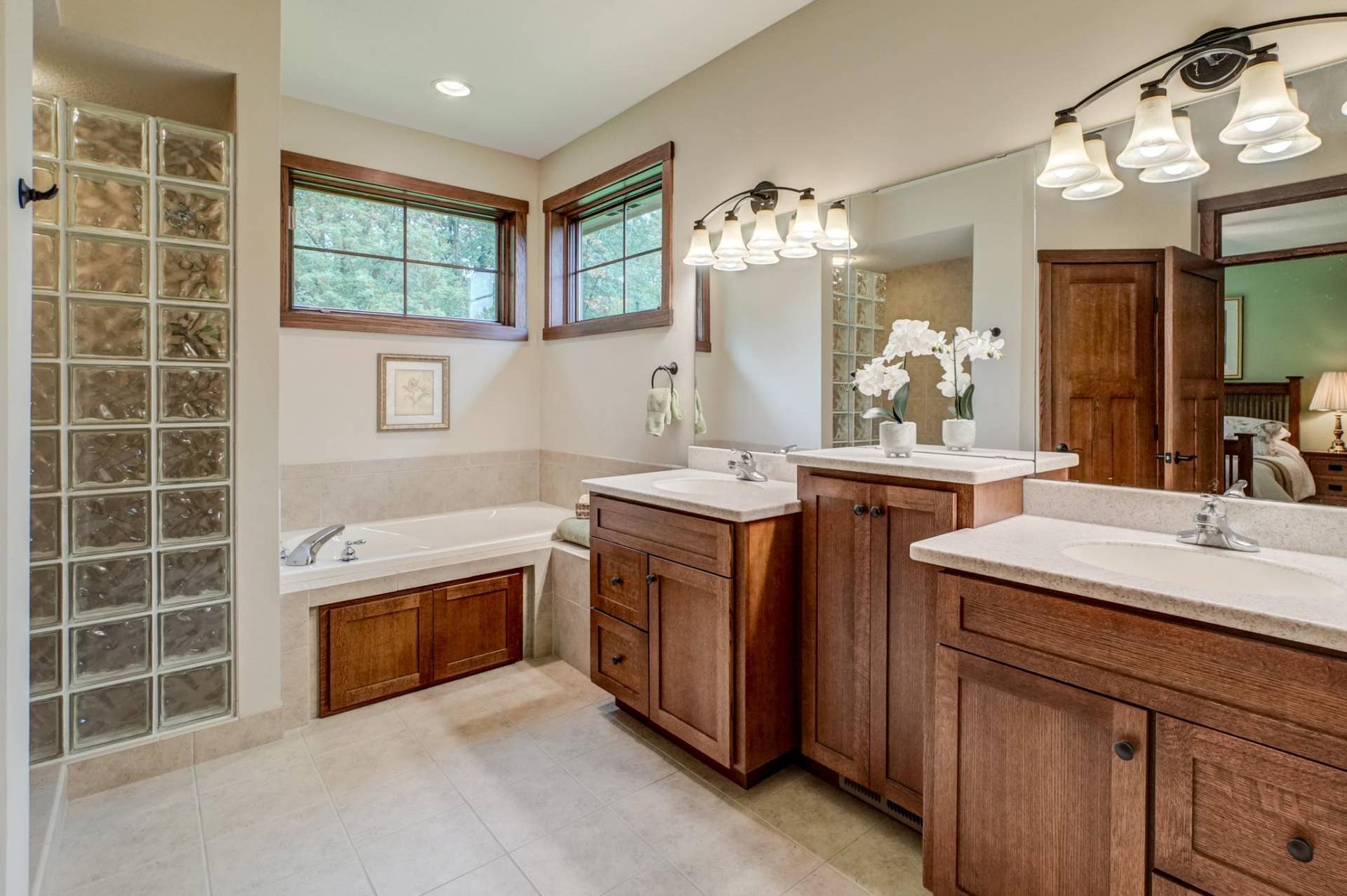 4453 Fable Hill Parkway N, Hugo, MN 55038 4453 Fable Hill Parkway N, Hugo, MN 55038