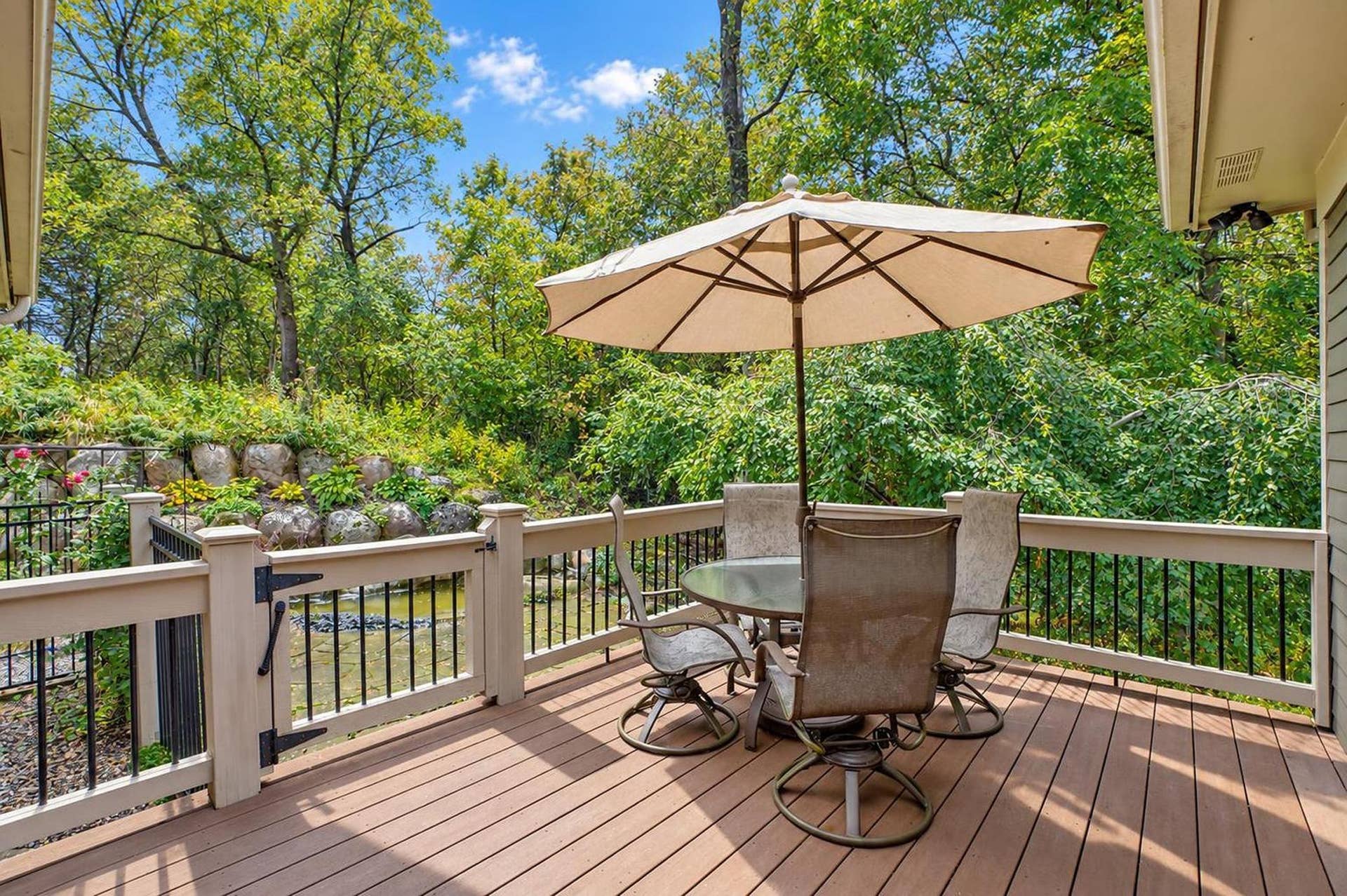 4453 Fable Hill Parkway N, Hugo, MN 55038 4453 Fable Hill Parkway N, Hugo, MN 55038