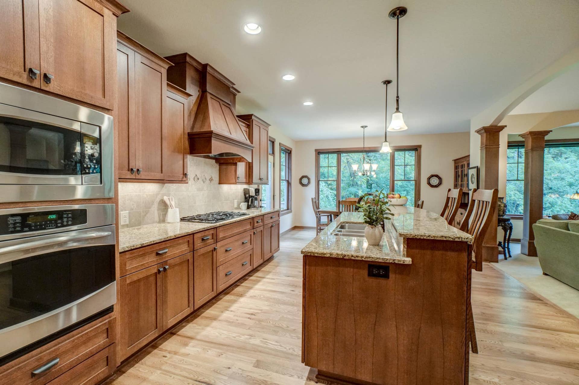 4453 Fable Hill Parkway N, Hugo, MN 55038 4453 Fable Hill Parkway N, Hugo, MN 55038