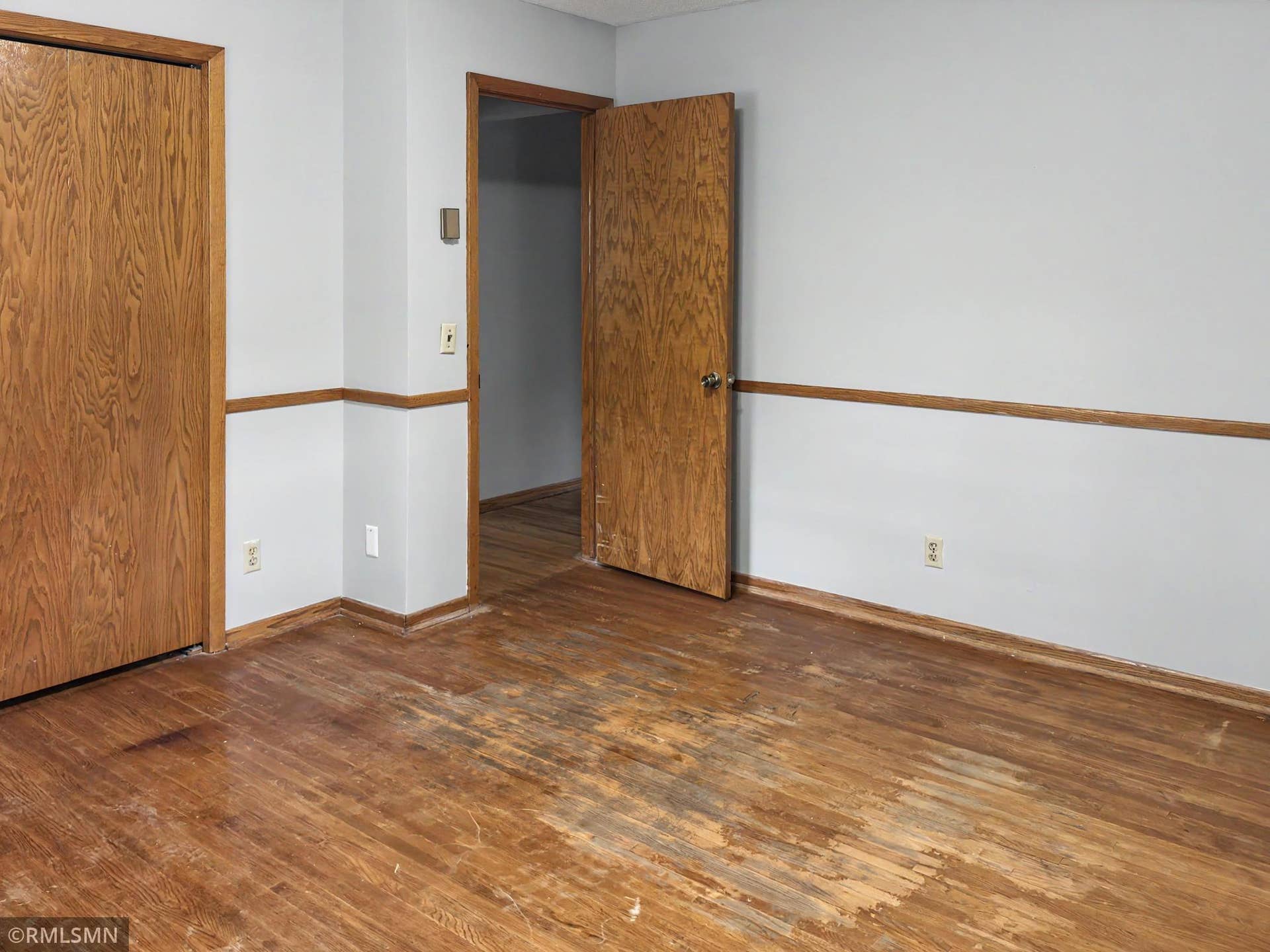 6213 Chowen Avenue N, Brooklyn Center, MN 55429 6213 Chowen Avenue N, Brooklyn Center, MN 55429