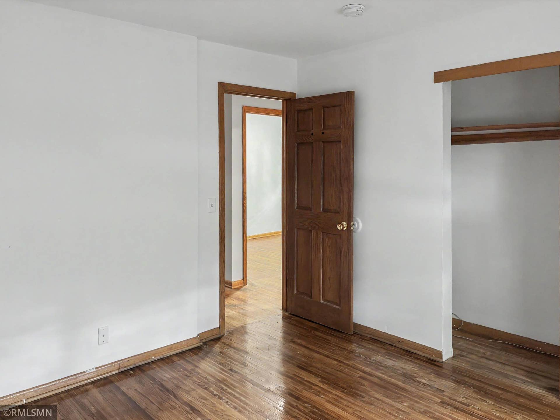 6213 Chowen Avenue N, Brooklyn Center, MN 55429 6213 Chowen Avenue N, Brooklyn Center, MN 55429