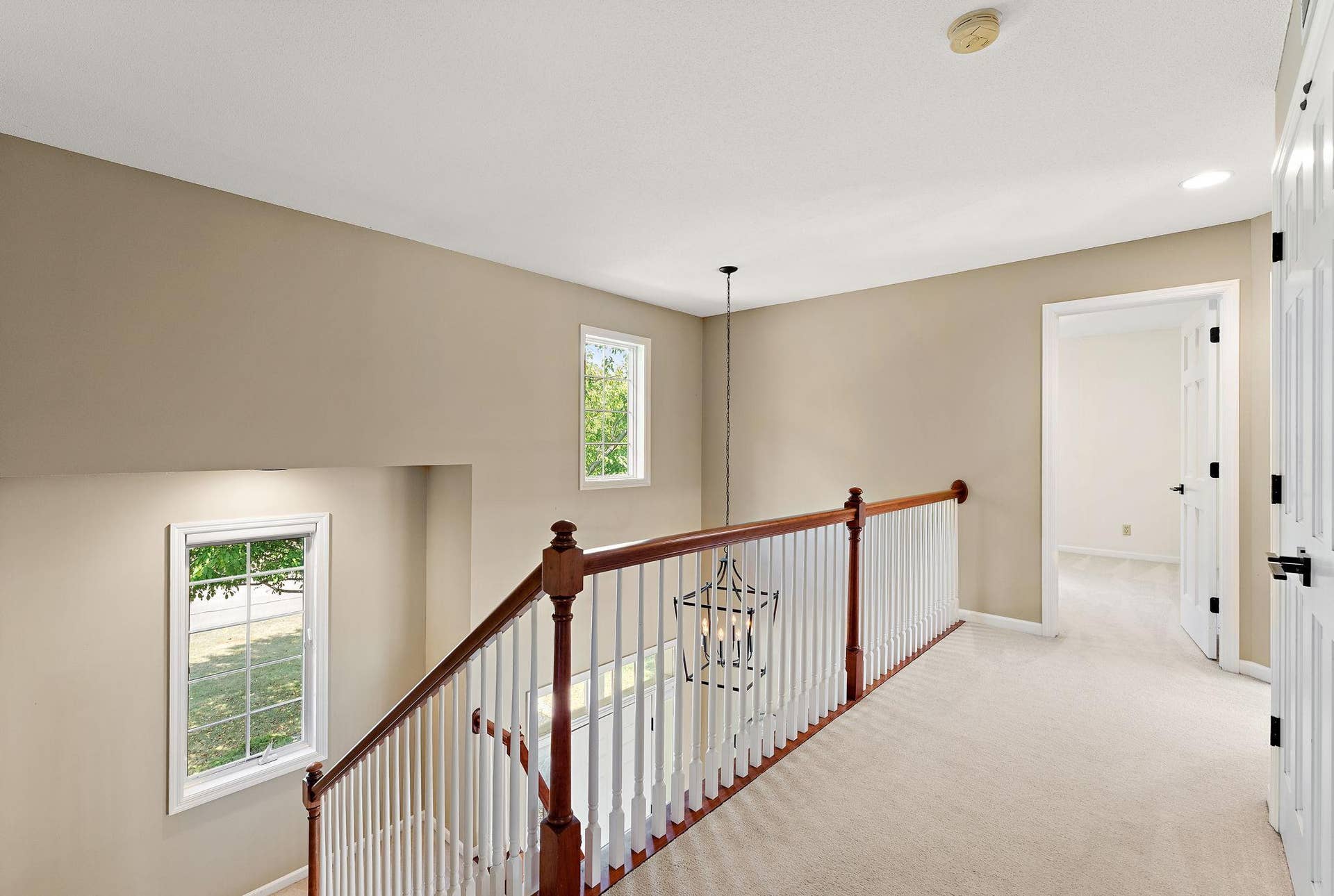 3749 Fairway Drive, Woodbury, MN 55125 3749 Fairway Drive, Woodbury, MN 55125