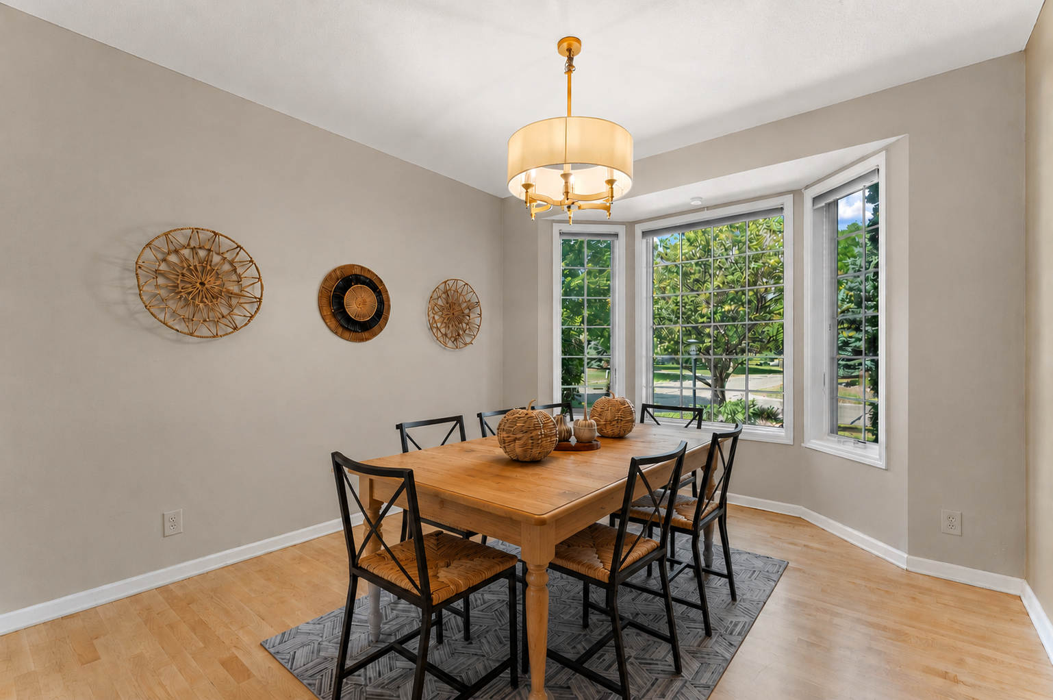 3749 Fairway Drive, Woodbury, MN 55125 3749 Fairway Drive, Woodbury, MN 55125
