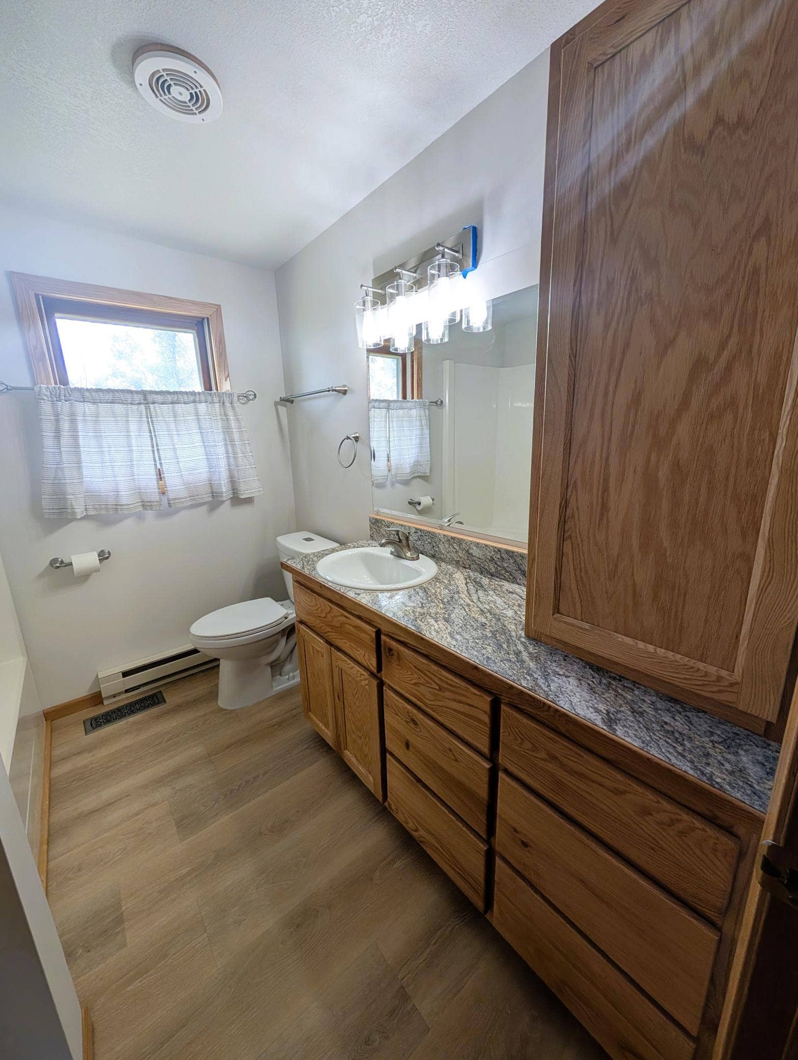 216 Stoner Avenue SE, Bemidji, MN 56601 PXL_20260909_183514461.jpg