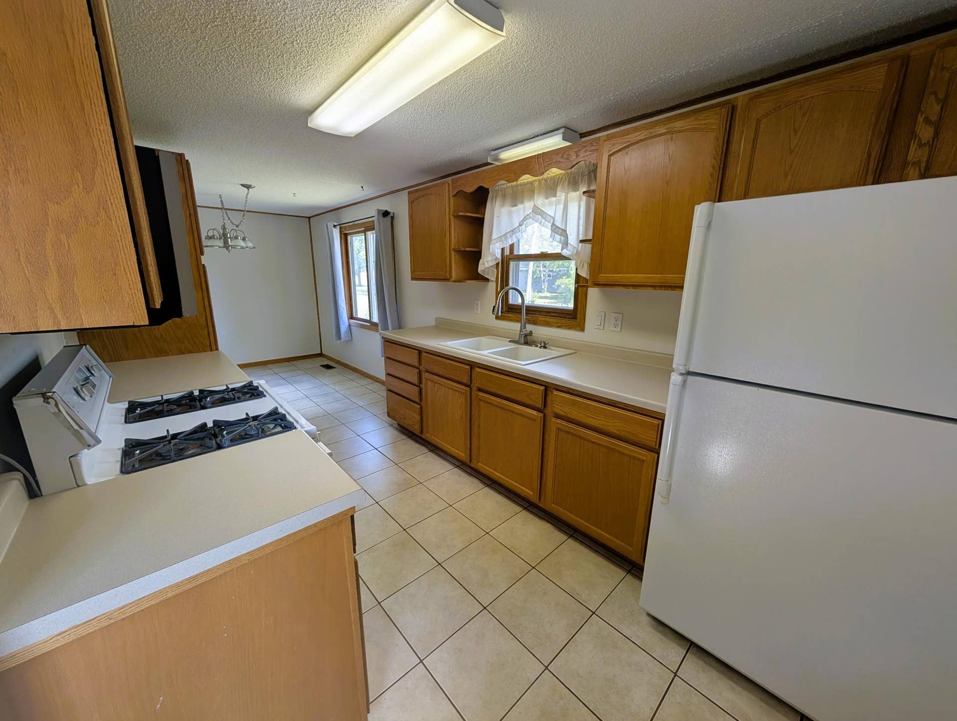 216 Stoner Avenue SE, Bemidji, MN 56601 PXL_20260909_183728794.jpg