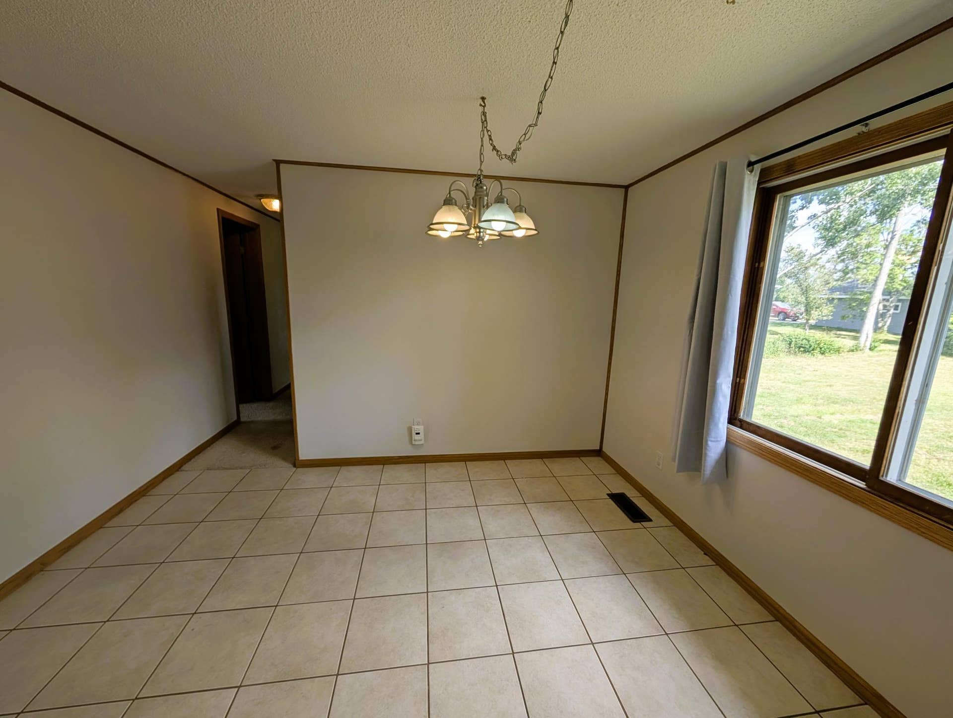 216 Stoner Avenue SE, Bemidji, MN 56601 PXL_20260909_183624955.jpg