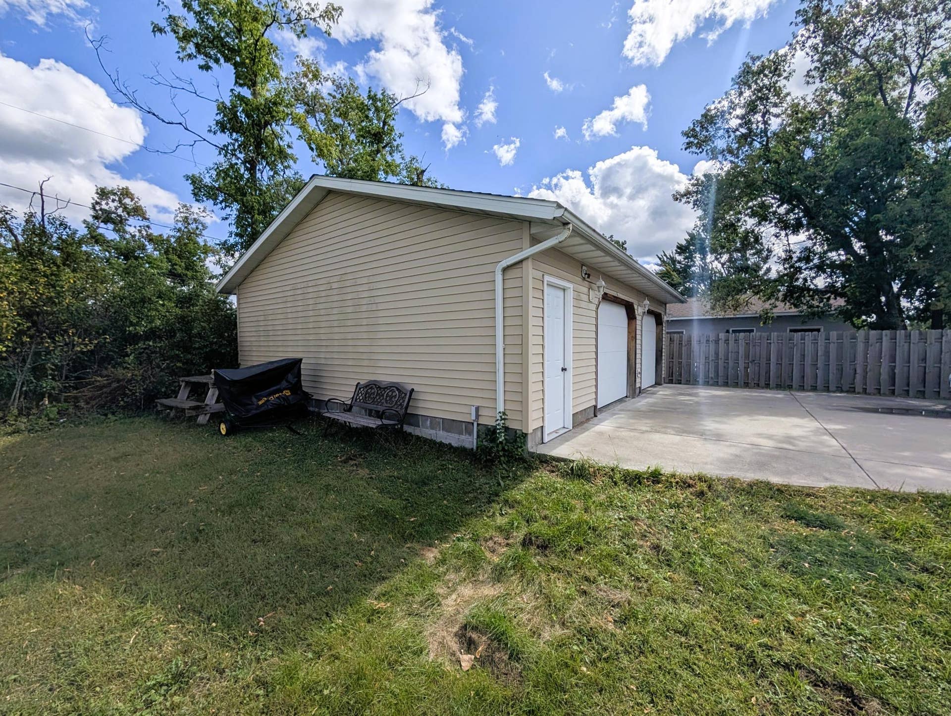 216 Stoner Avenue SE, Bemidji, MN 56601 PXL_20260909_184028700.jpg