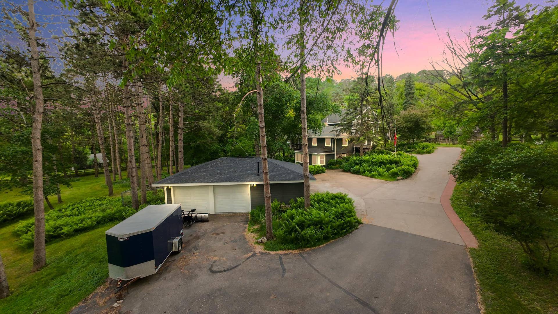 Large 2 car garage