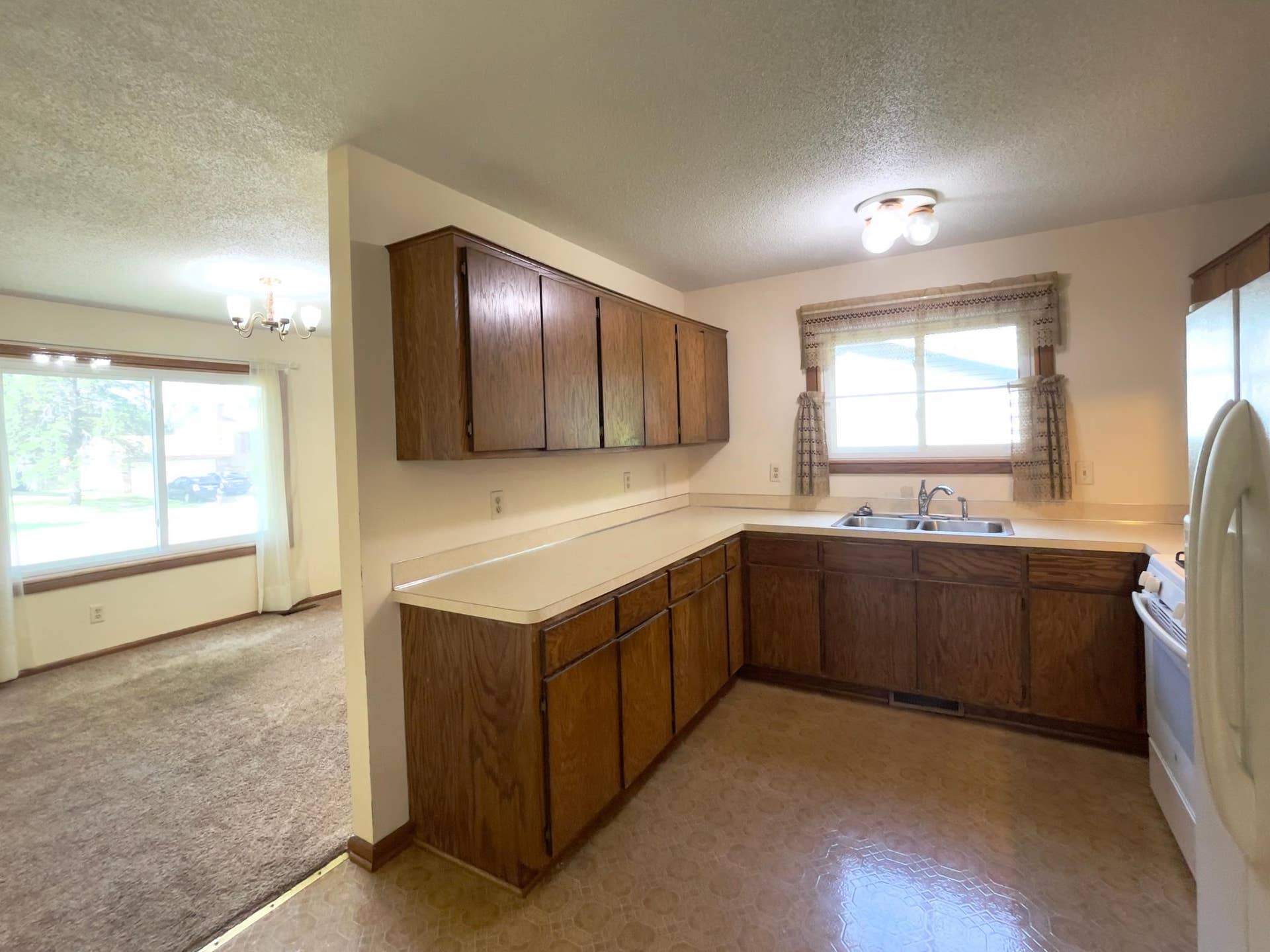3235 Hamlet Drive, Woodbury, MN 55125 IMG_5954.jpeg