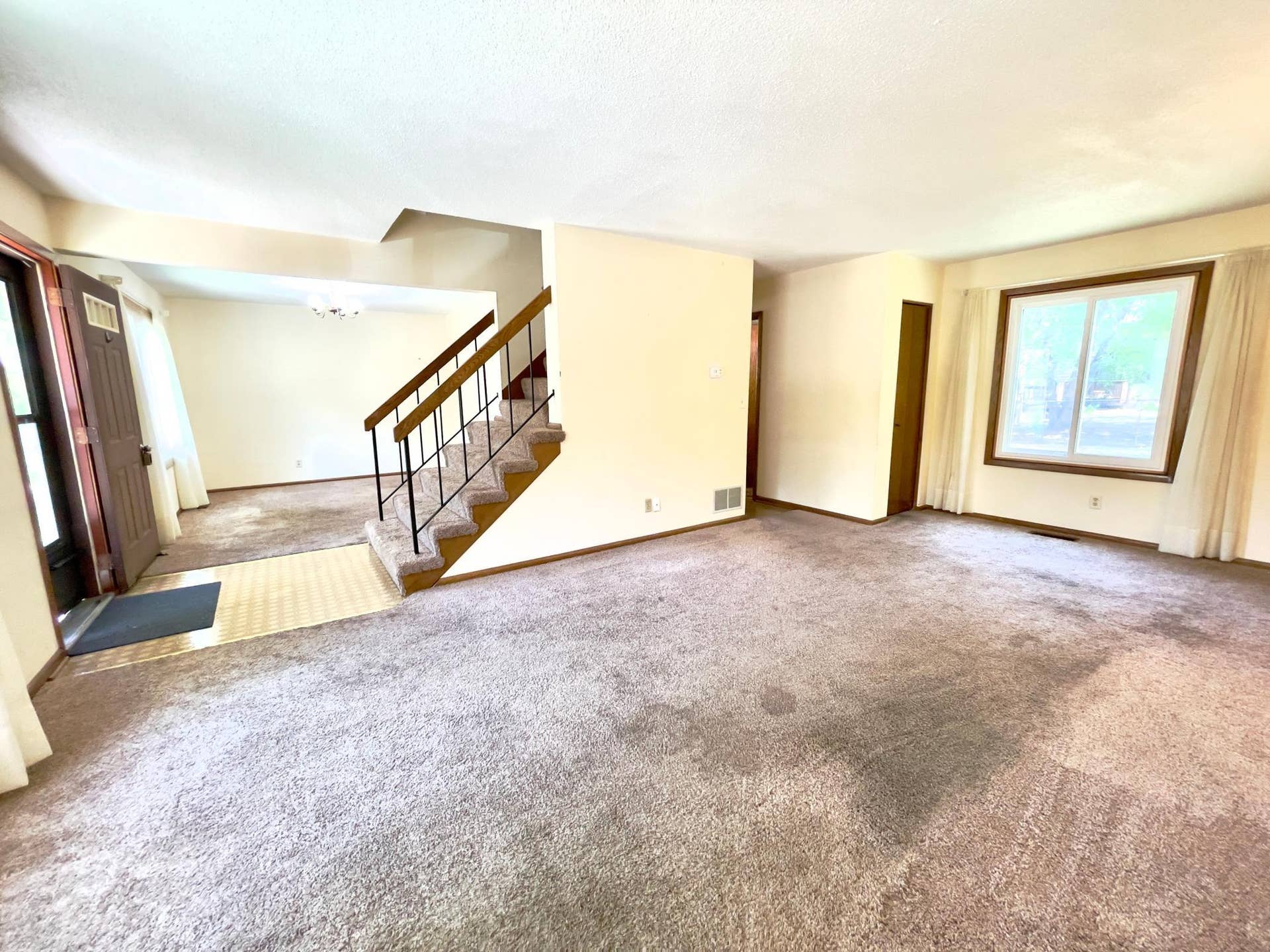 3235 Hamlet Drive, Woodbury, MN 55125 IMG_5943.jpeg