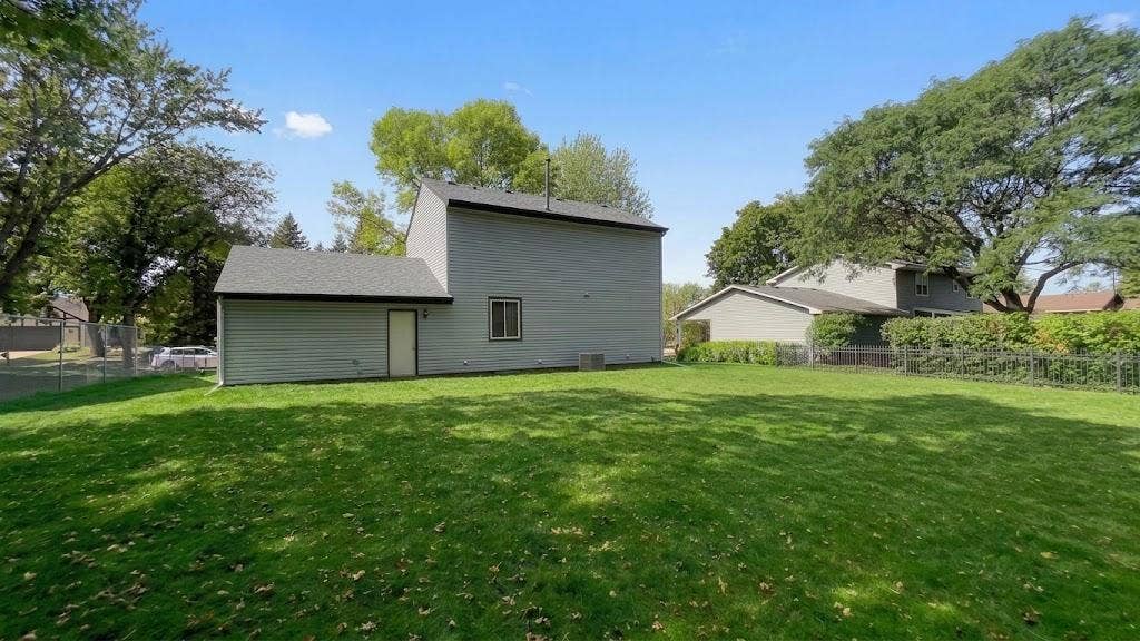 3235 Hamlet Drive, Woodbury, MN 55125 IMG_6104.jpeg
