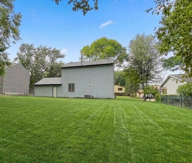 3235 Hamlet Drive, Woodbury, MN 55125 IMG_6102.jpeg