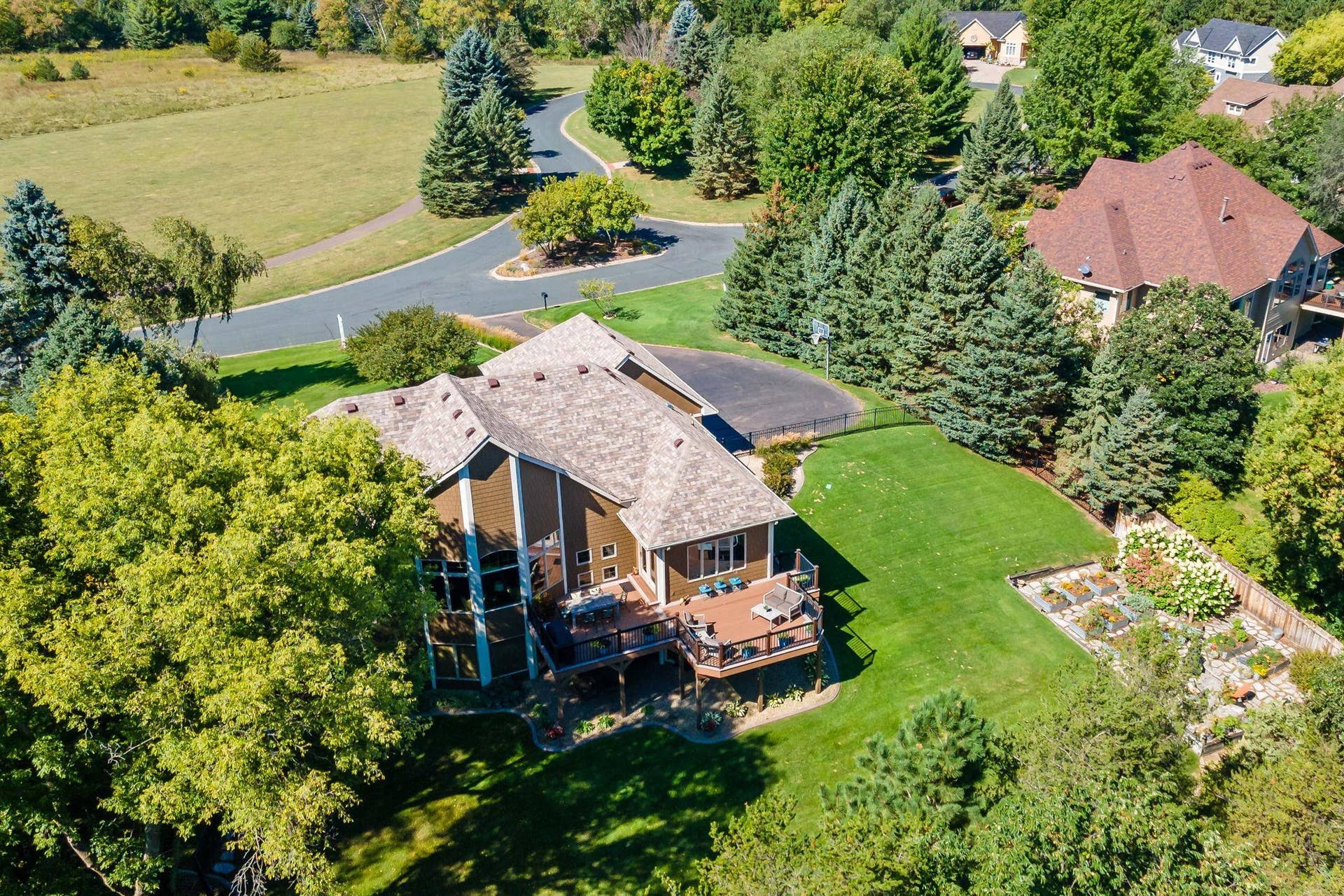 9576 51st Street N, Lake Elmo, MN 55042 29-web-or-mls-9576 51st St Lake Elmo MN_0028.jpg