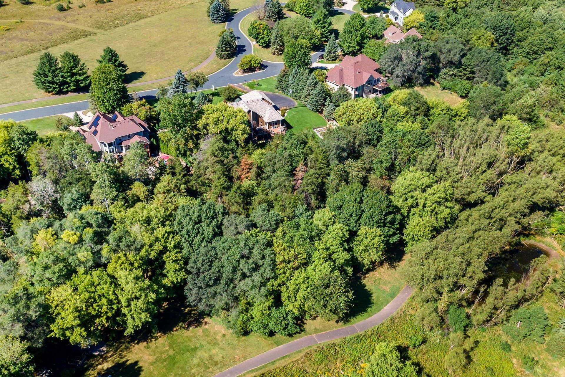 9576 51st Street N, Lake Elmo, MN 55042 32-web-or-mls-9576 51st St Lake Elmo MN_0031.jpg