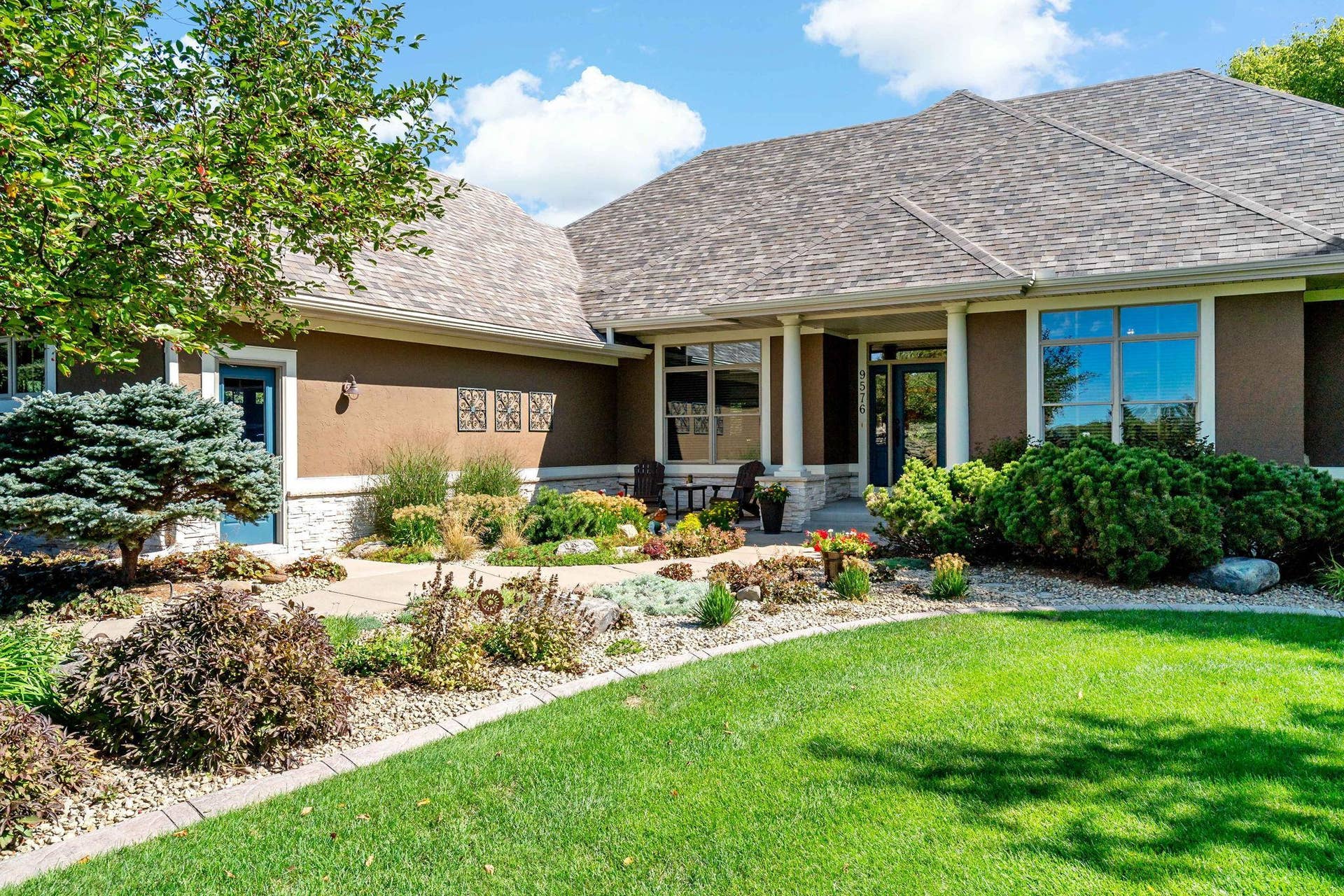 9576 51st Street N, Lake Elmo, MN 55042 91-web-or-mls-9576 51st St Lake Elmo MN_0001.jpg