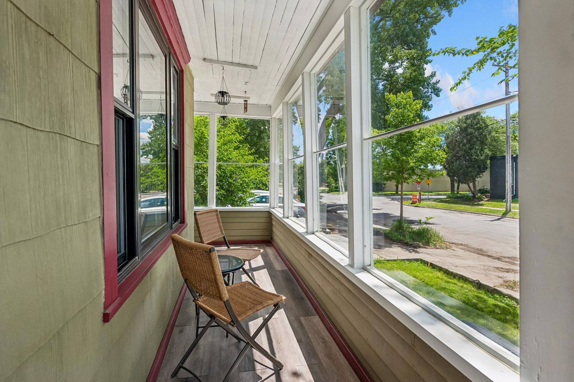3014 E 26th Street, 67, Minneapolis, MN 55406 Cute and charming south facing front porch.