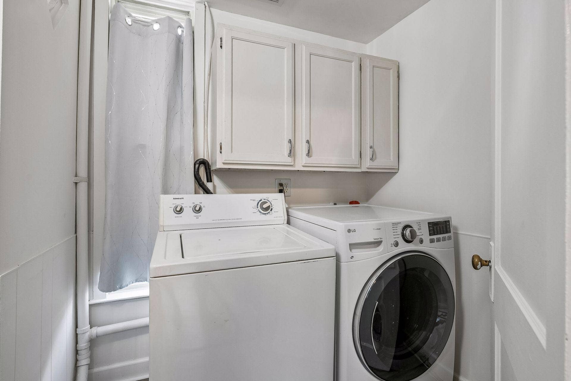 3014 E 26th Street, 67, Minneapolis, MN 55406 Main floor laundry closet shared with the main floor bath.