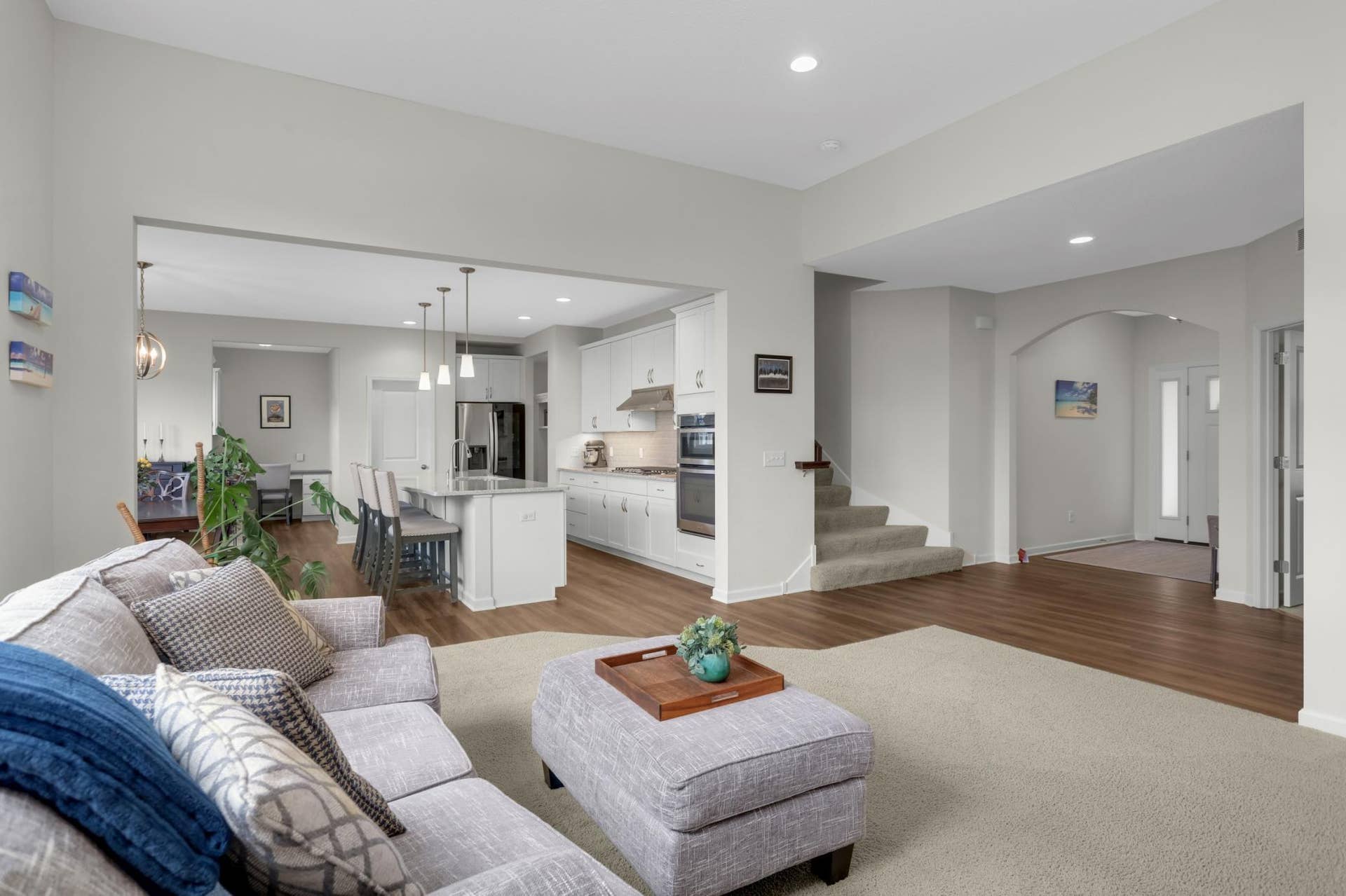 9354 Summerlin Road, Woodbury, MN 55129 Living room with 11ft. ceiling