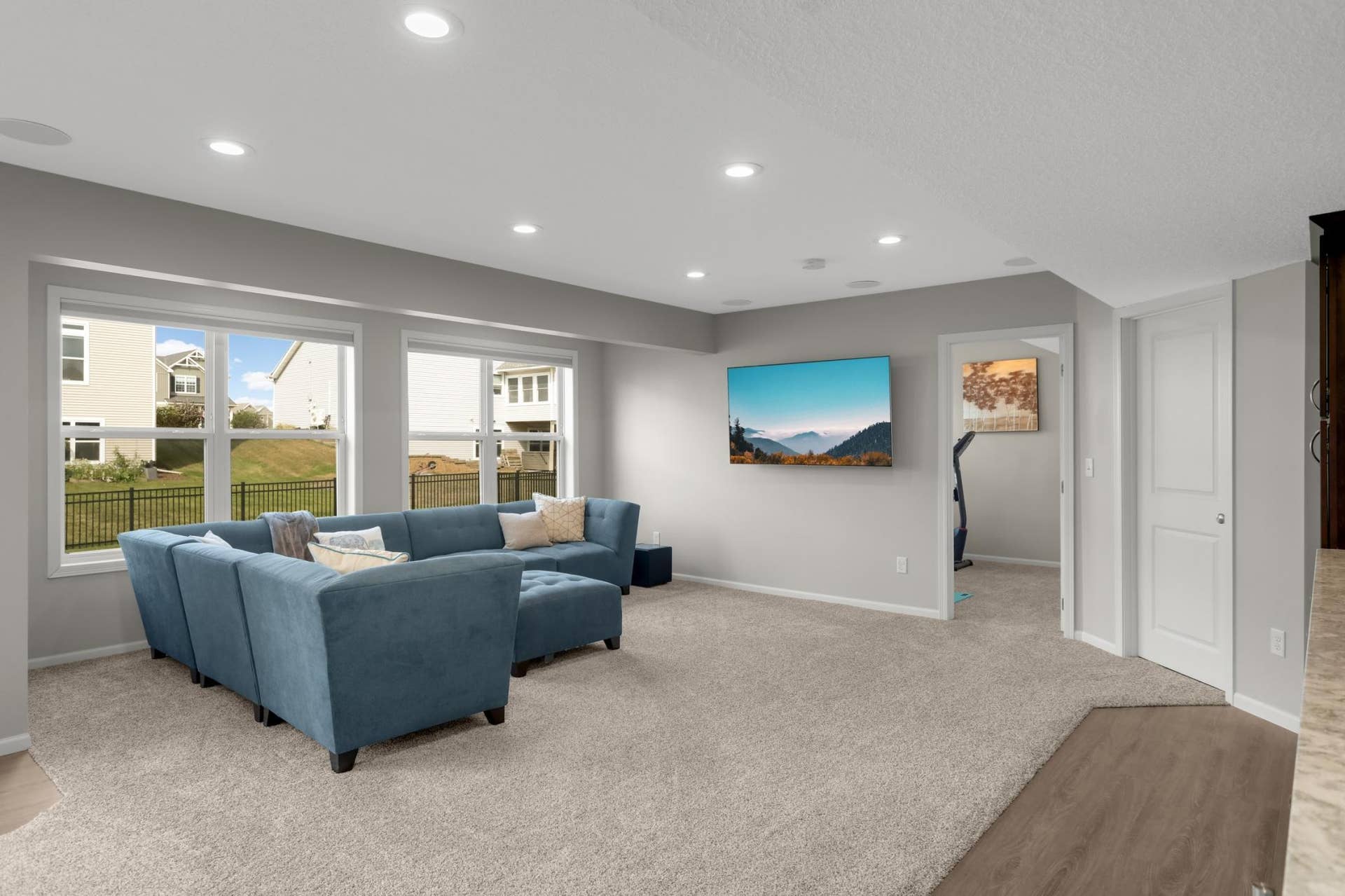 9354 Summerlin Road, Woodbury, MN 55129 Lower level family room with surround sound