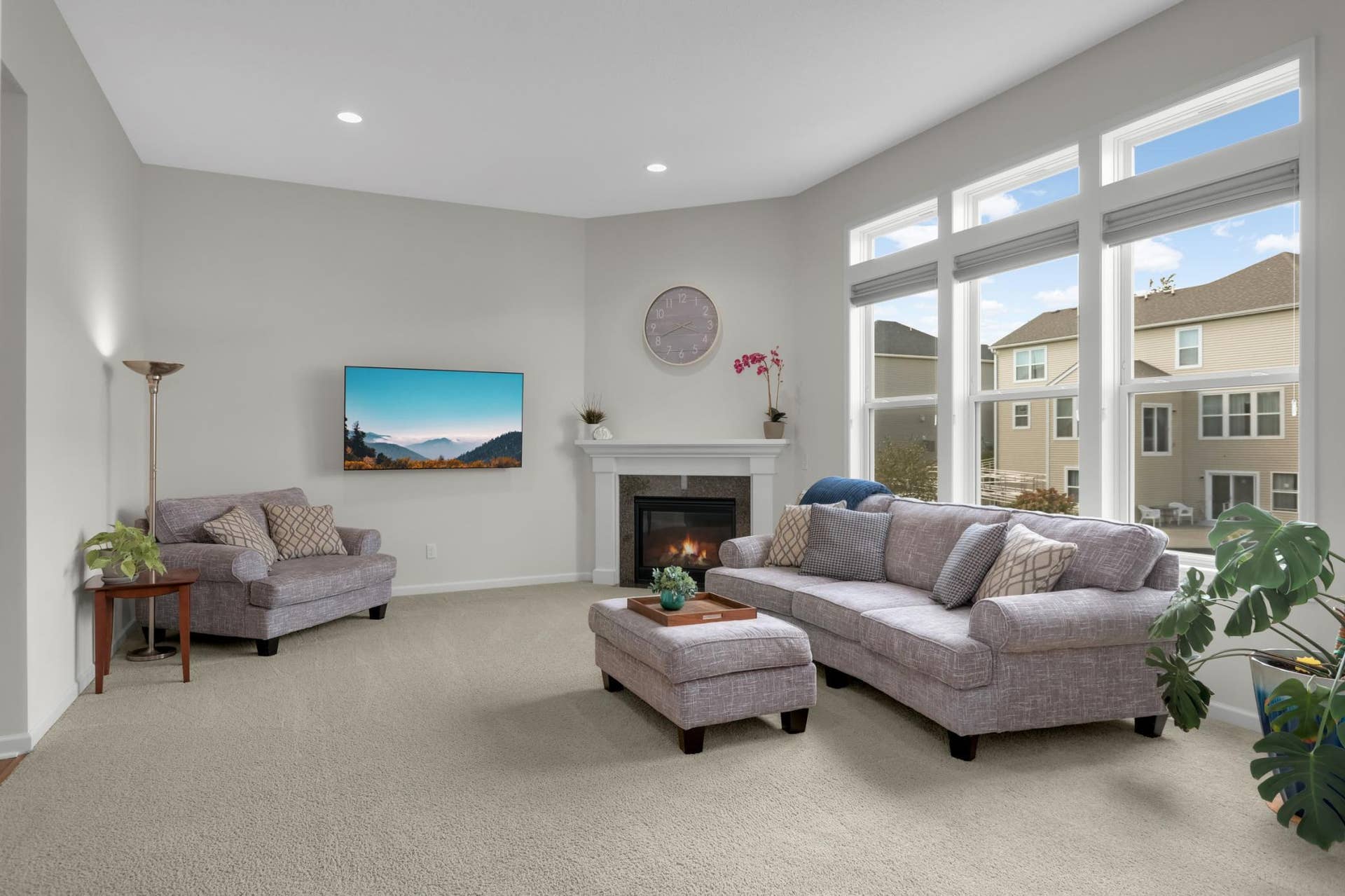 9354 Summerlin Road, Woodbury, MN 55129 Living room with gas fireplace