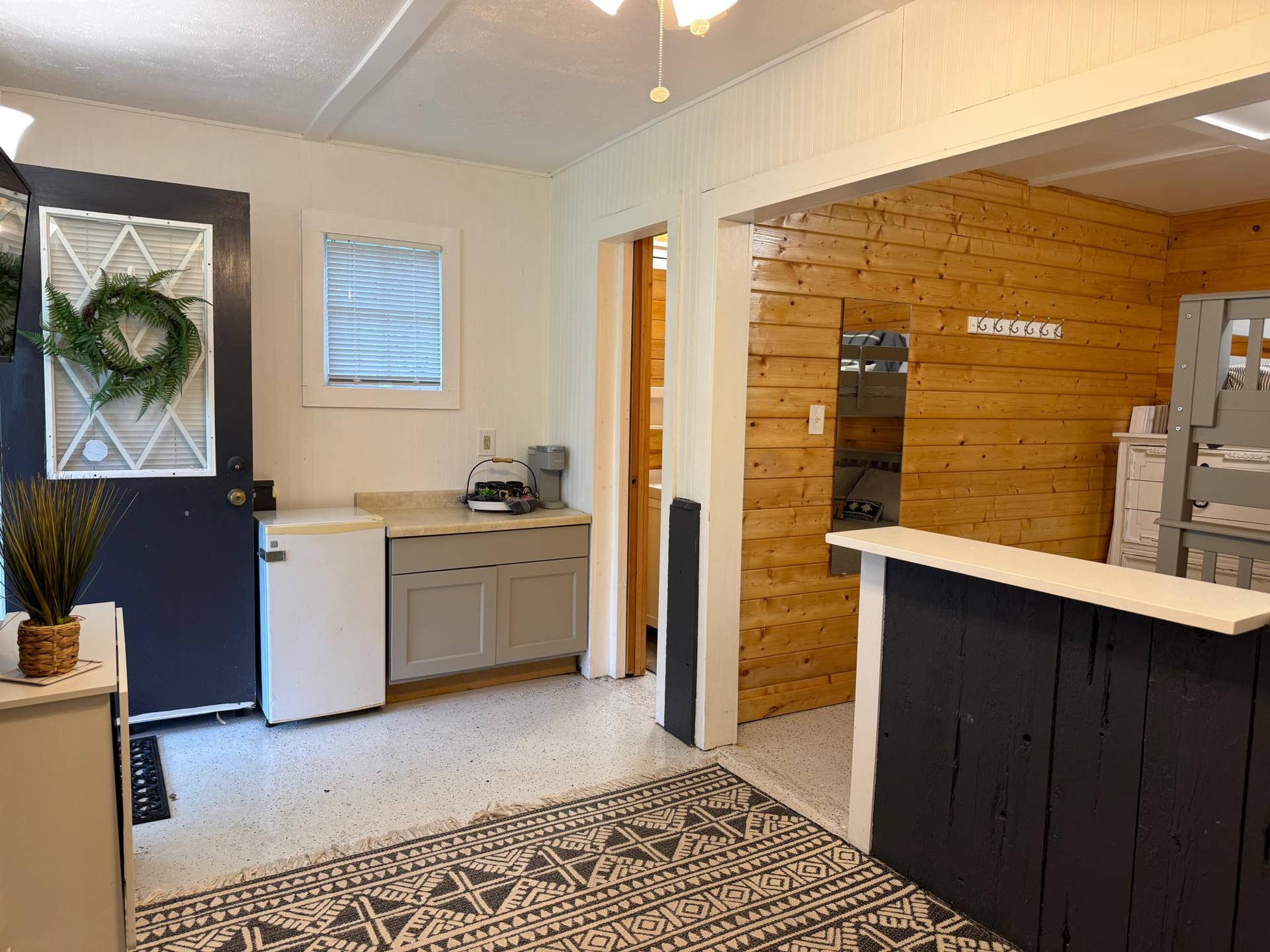 7206 Birchmont Ct. NE, Bemidji, MN 56601 guest house kitchen.jpeg