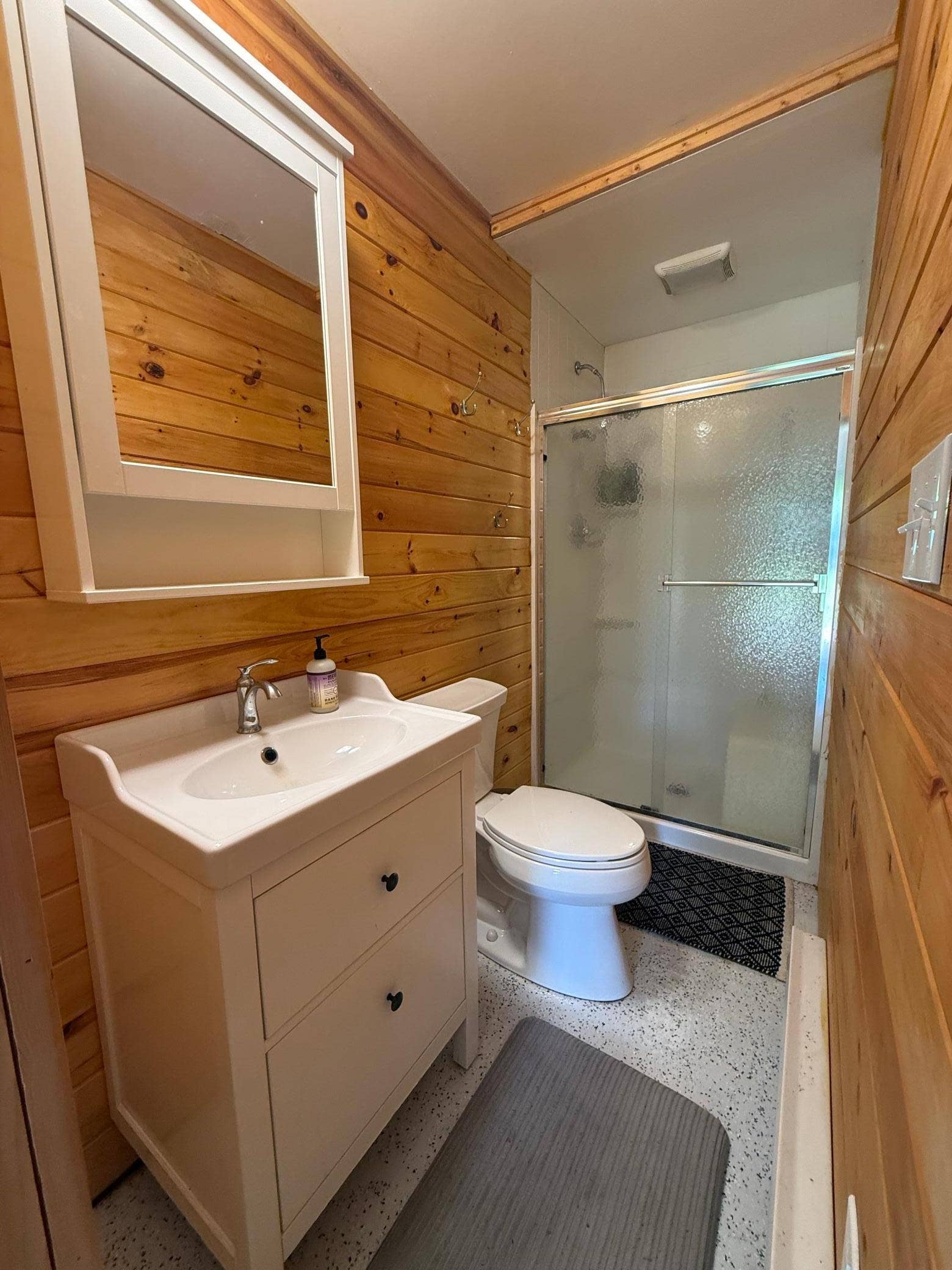 7206 Birchmont Ct. NE, Bemidji, MN 56601 Bath Room