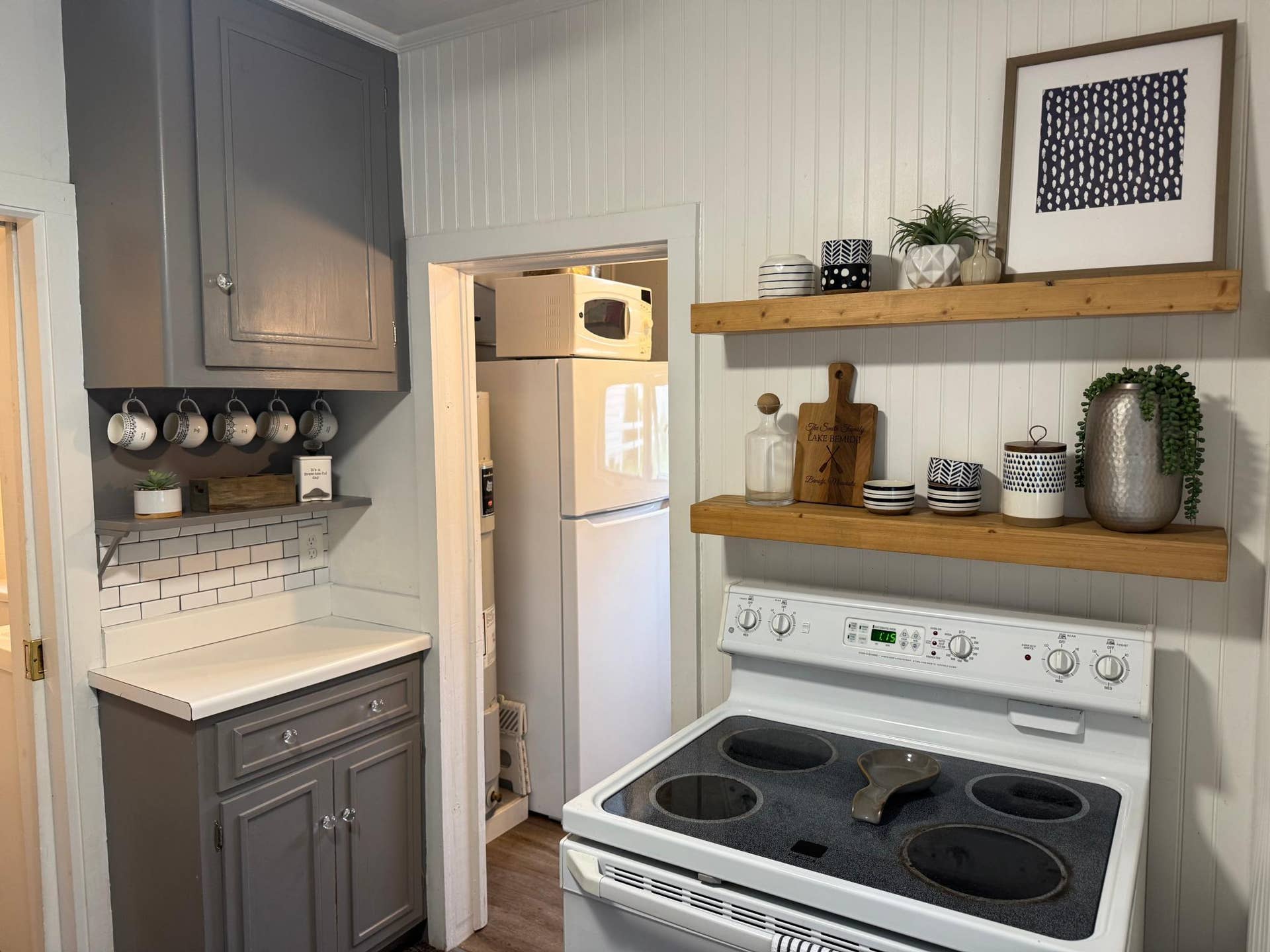 7206 Birchmont Ct. NE, Bemidji, MN 56601 kitchen and pantry (1).jpeg