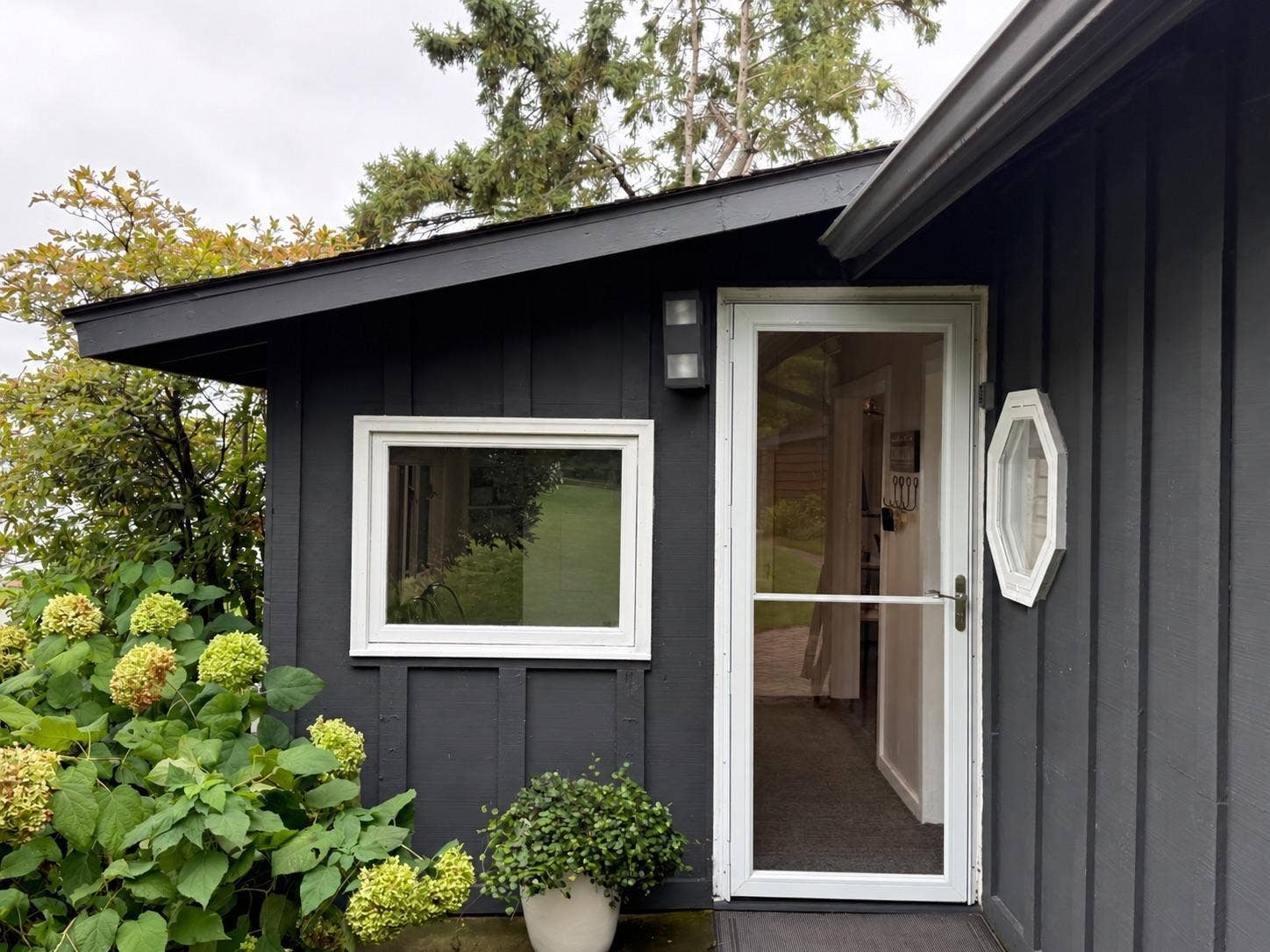 7206 Birchmont Ct. NE, Bemidji, MN 56601 exterior front entry.jpeg
