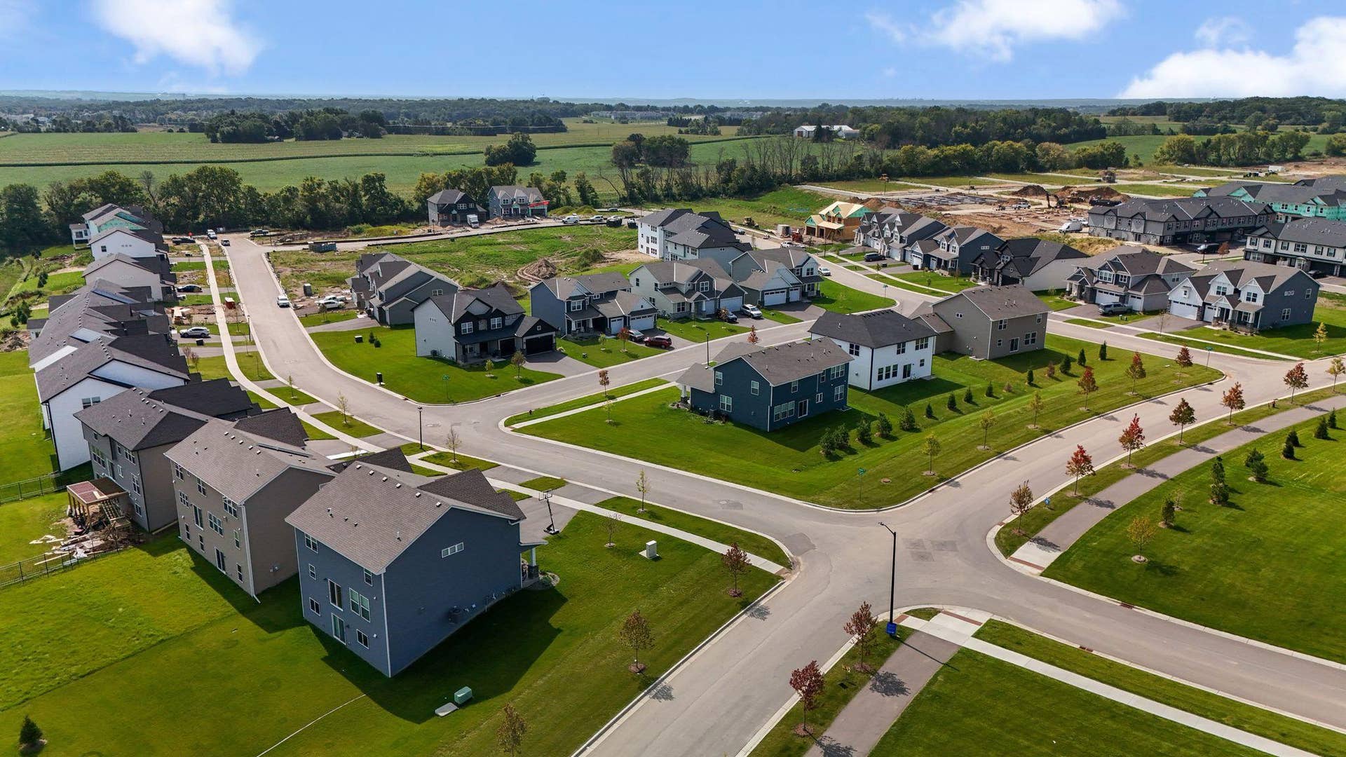 5222 Long Pointe Bay, Woodbury, MN 55129 Aerial view of Westwind Community.
