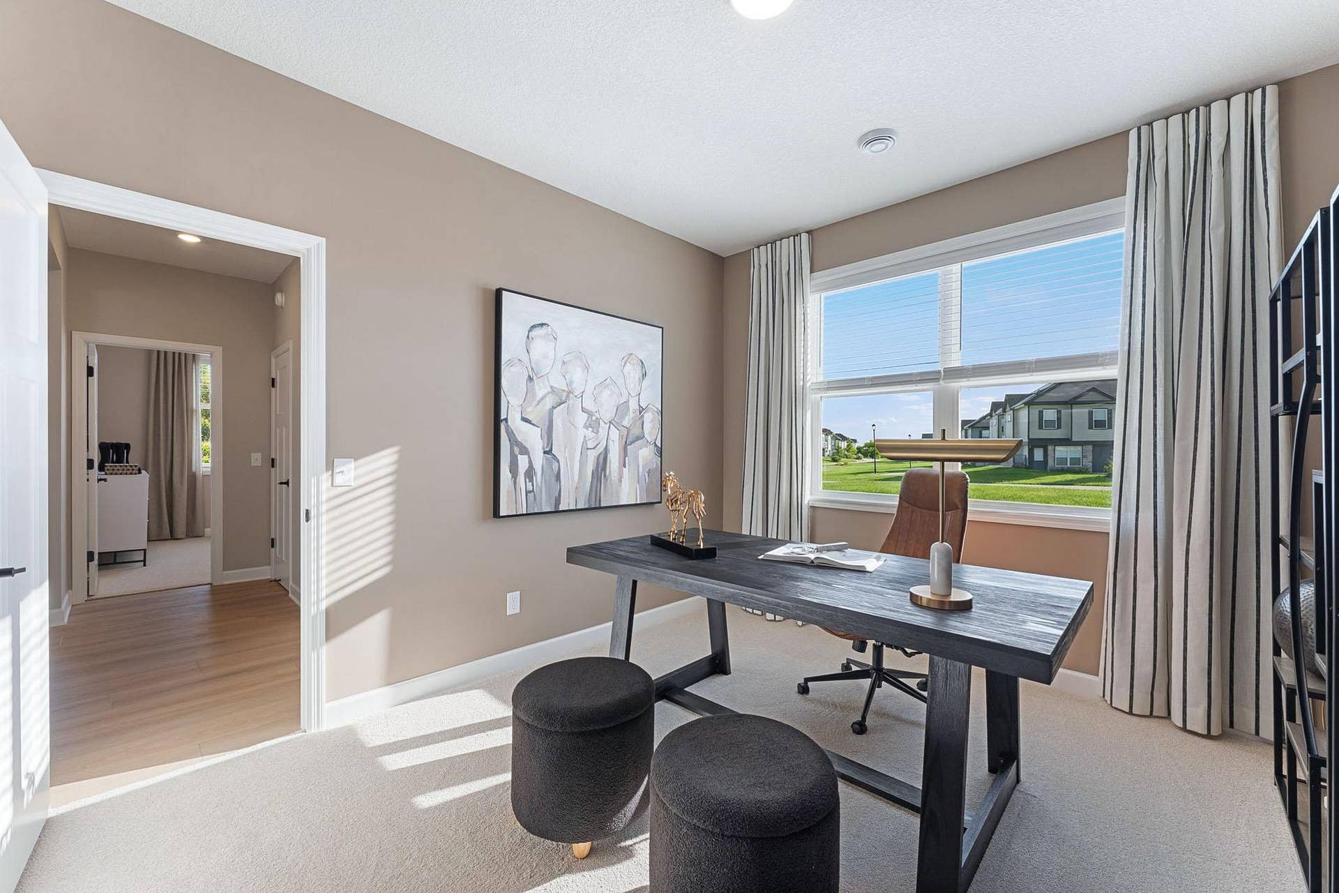 5222 Long Pointe Bay, Woodbury, MN 55129 (All photos are of the actual model home.)