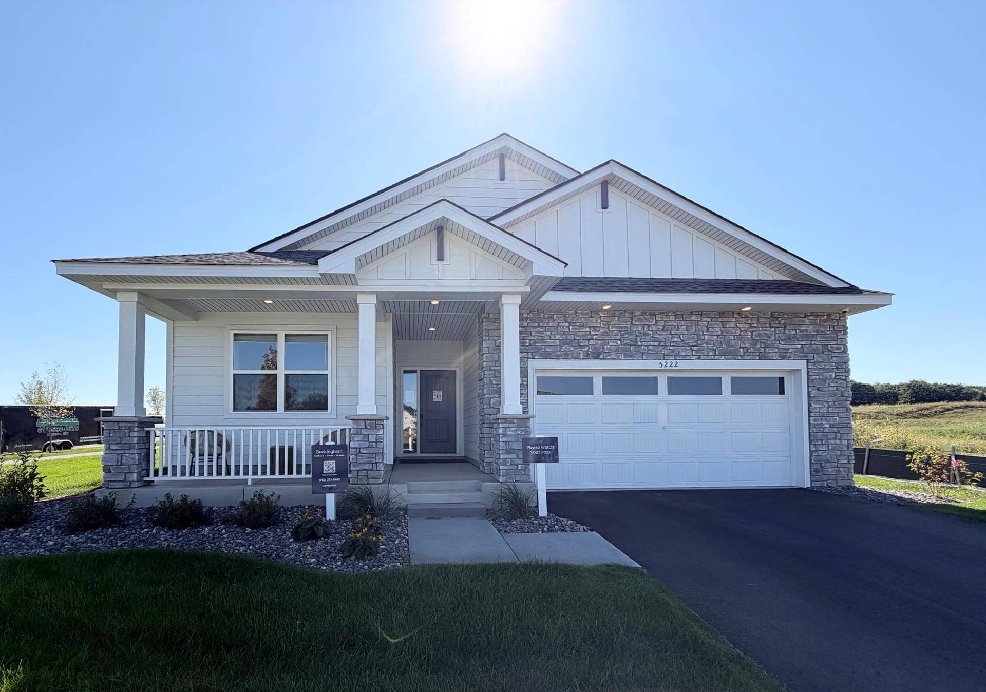 5222 Long Pointe Bay, Woodbury, MN 55129 Welcome to 5222 Long Pointe Bay! (All photos are of the actual model home.)