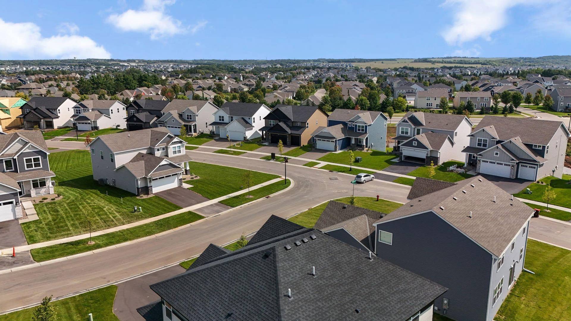 5222 Long Pointe Bay, Woodbury, MN 55129 Aerial view of Westwind Community.