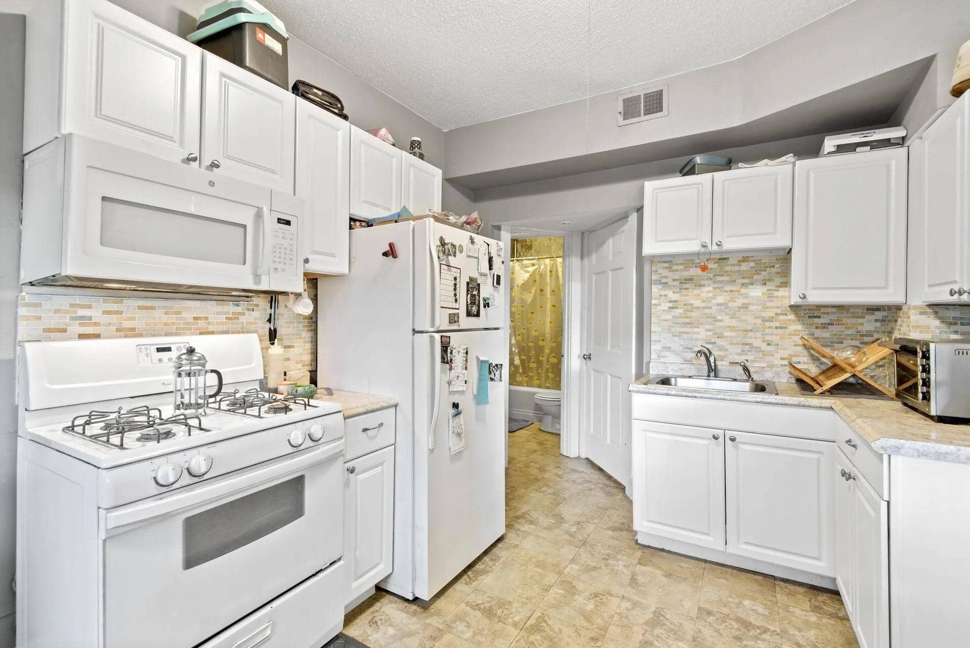 4.kitchen3.jpg