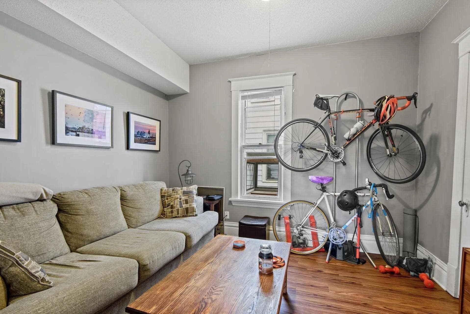 3.bedroom1.jpg