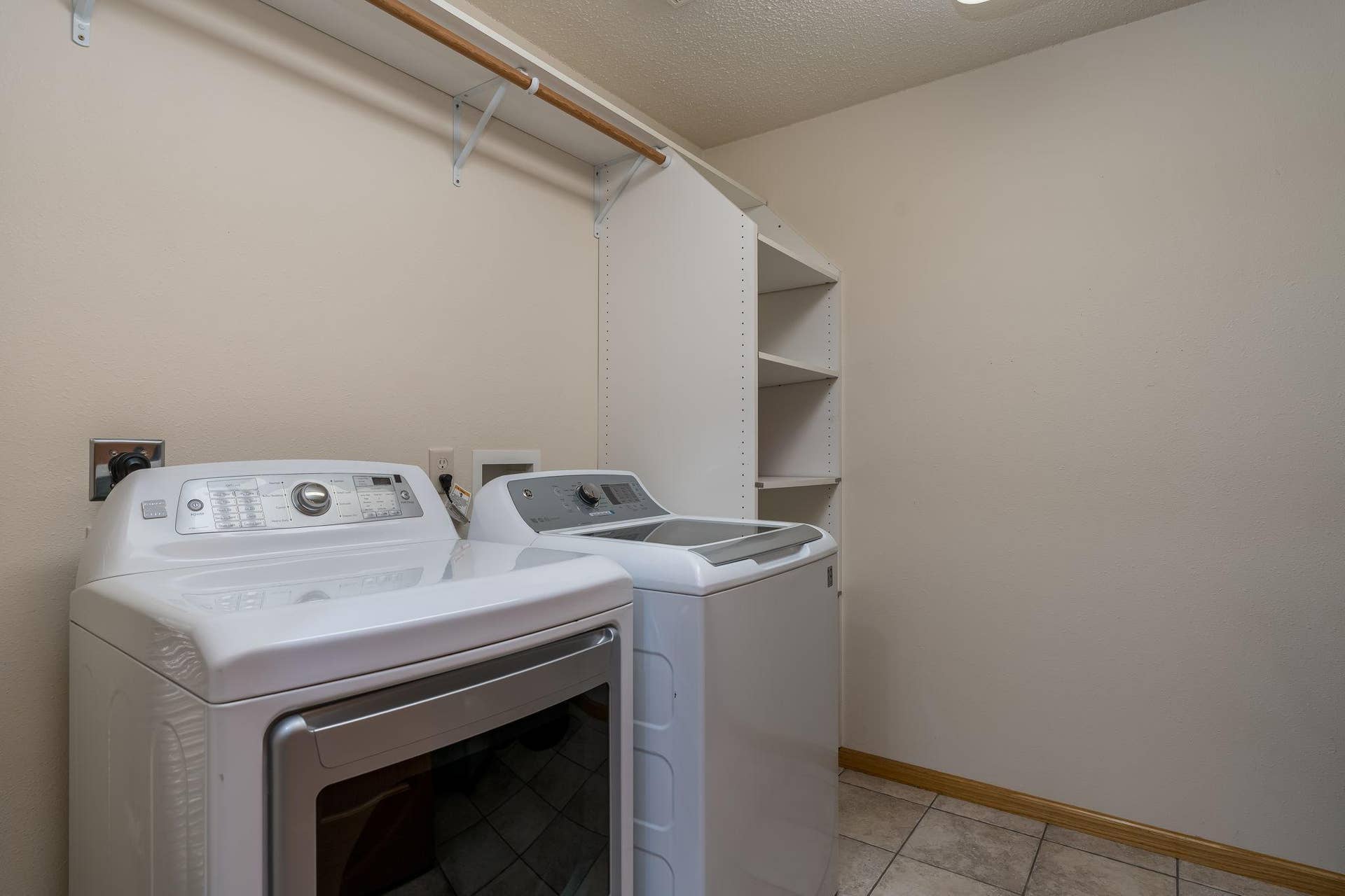 749 Grayhawk Circle, Mankato, MN 56001 32-web-or-mls-749-grayhawk-cir.jpg