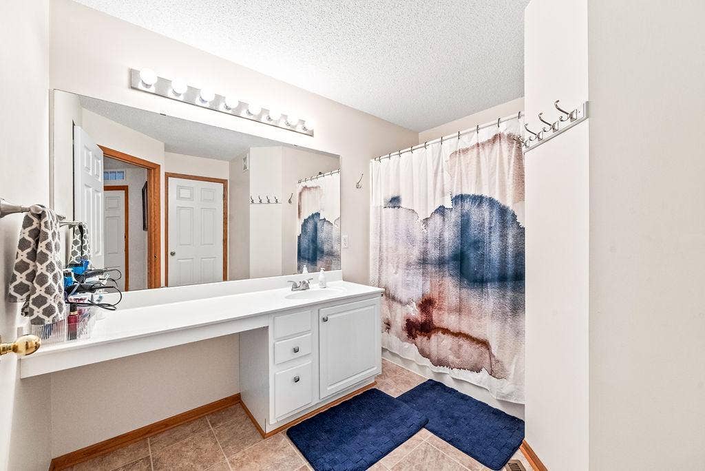 17135 Embers Avenue, #2102, Farmington, MN 55024 17135 Embers Avenue, #2102, Farmington, MN 55024