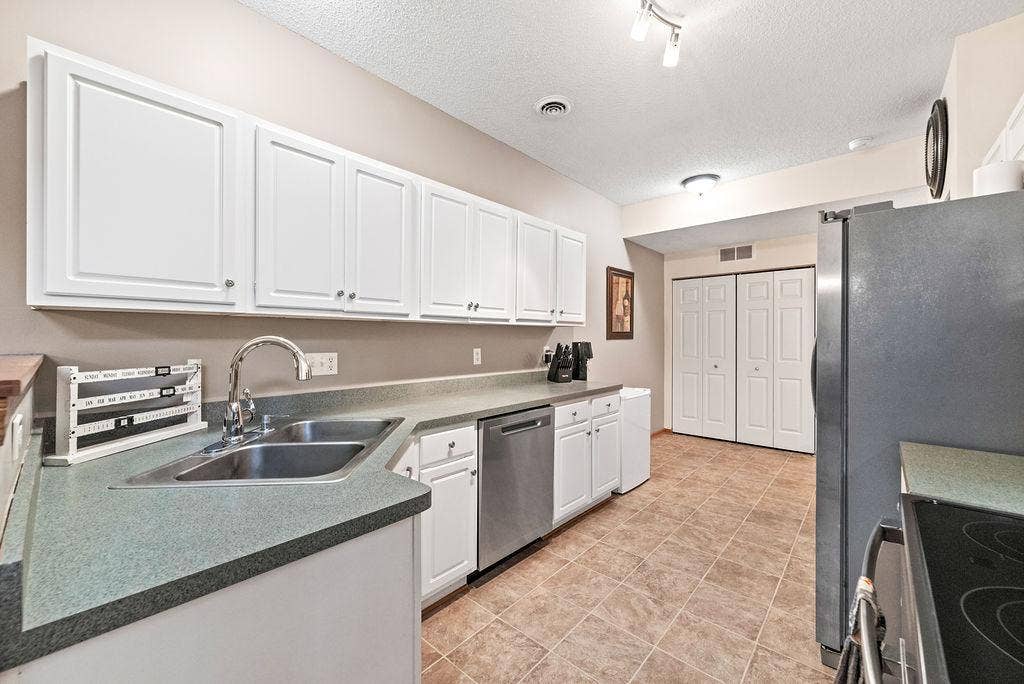 17135 Embers Avenue, #2102, Farmington, MN 55024 17135 Embers Avenue, #2102, Farmington, MN 55024