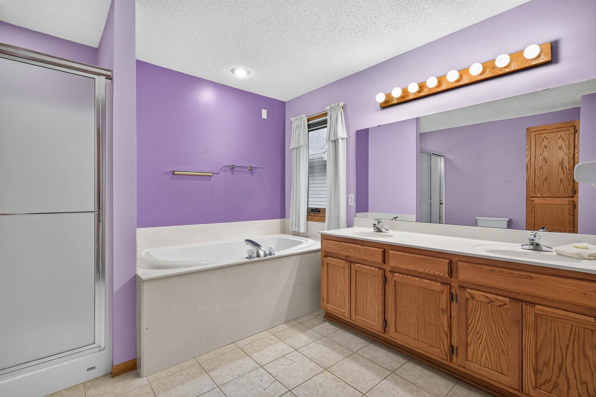 6511 20th Street N, Oakdale, MN 55128 6511 20th Street N, Oakdale, MN 55128