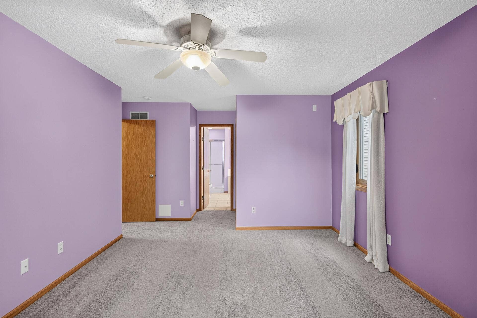 6511 20th Street N, Oakdale, MN 55128 6511 20th Street N, Oakdale, MN 55128