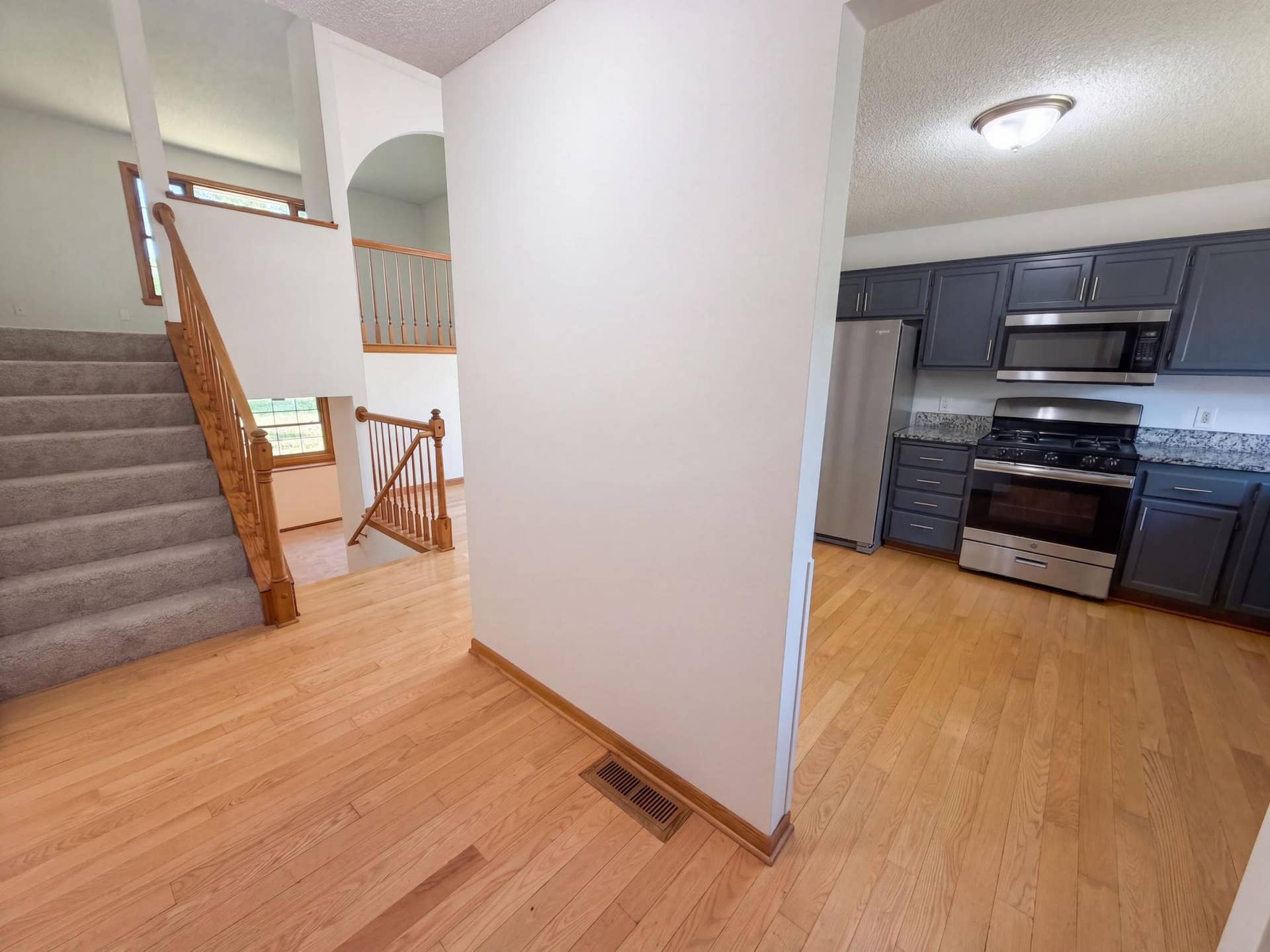 7537 Fairfield Road N, Brooklyn Park, MN 55444 listing_5.jpg